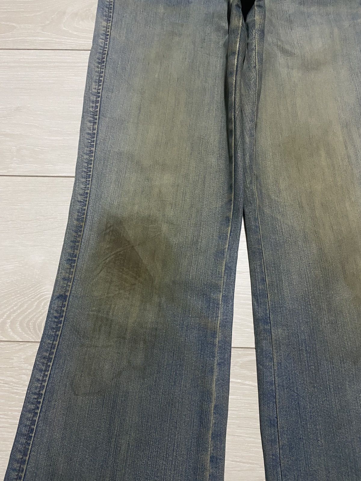 Japanese Brand Vintage Japanese Brand Crazy Mud Wash Distressed Flare Jeans Size US 30 / EU 46 - 7 Thumbnail