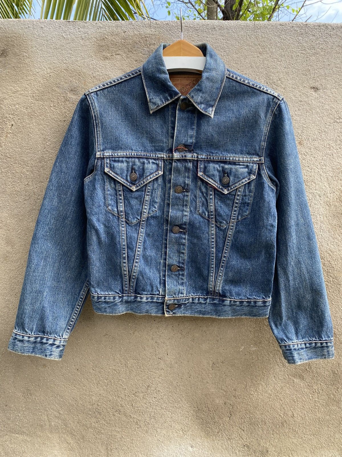Levi's × Levi's Vintage Clothing × Vintage size 36 vintage levi's trucker denime big E jacket Size US S / EU 44-46 / 1 - 1 Thumbnail
