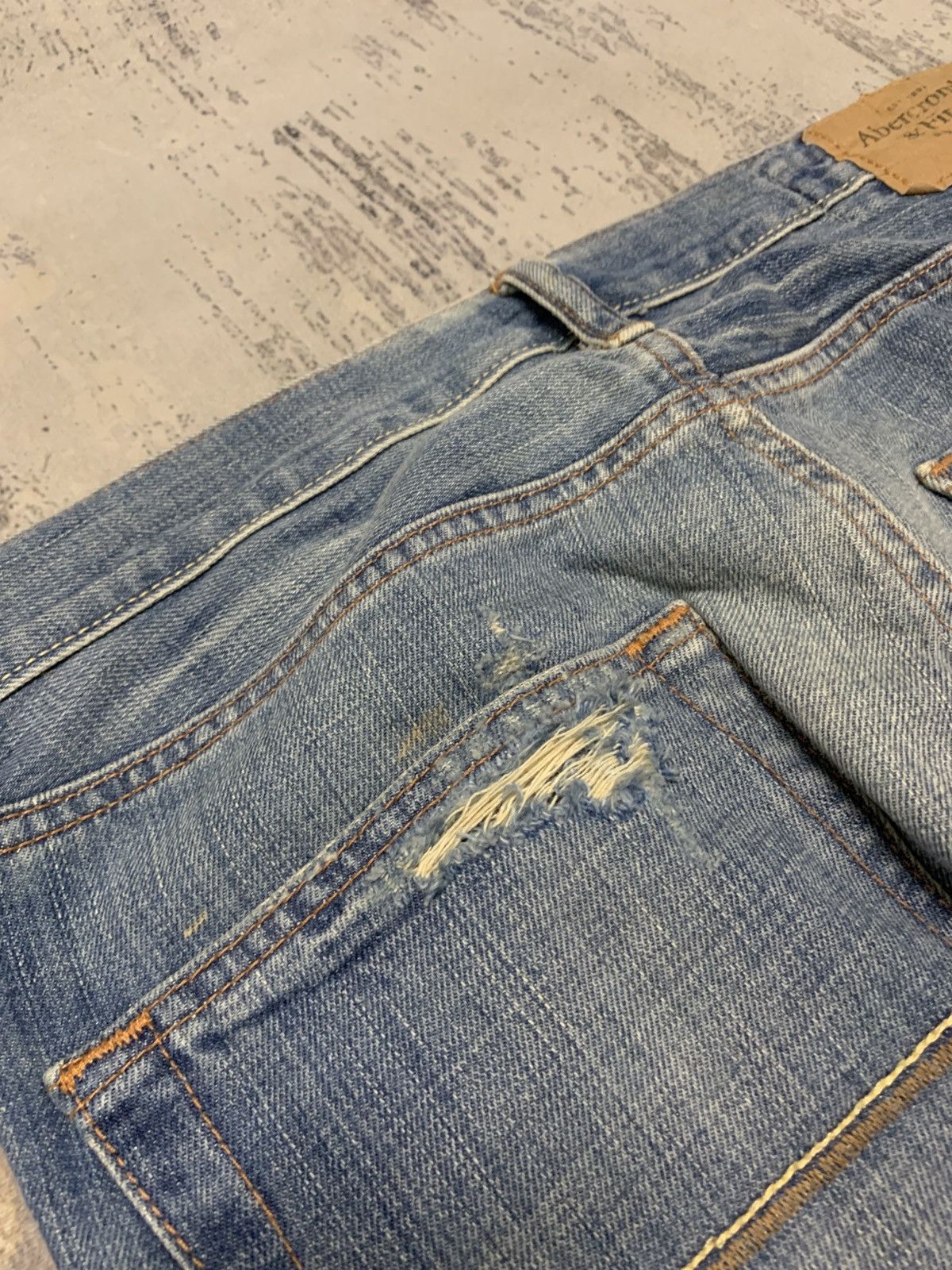 Abercrombie & Fitch Y2K Abercrombie Fitch Distressed Bootcut Flare Denim Jeans Size US 34 / EU 50 - 16 Thumbnail