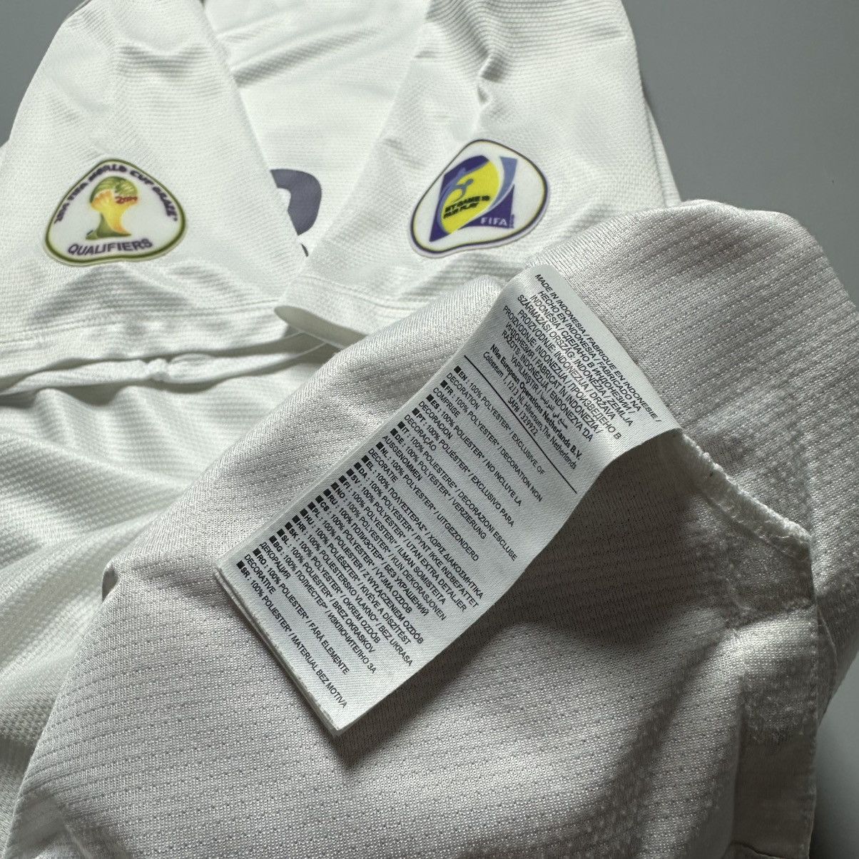 Nike ENGLAND NIKE 2013 WORLD CUP QUALIFIERS JERSEY #8 LAMPARD Size US M / EU 48-50 / 2 - 13 Thumbnail