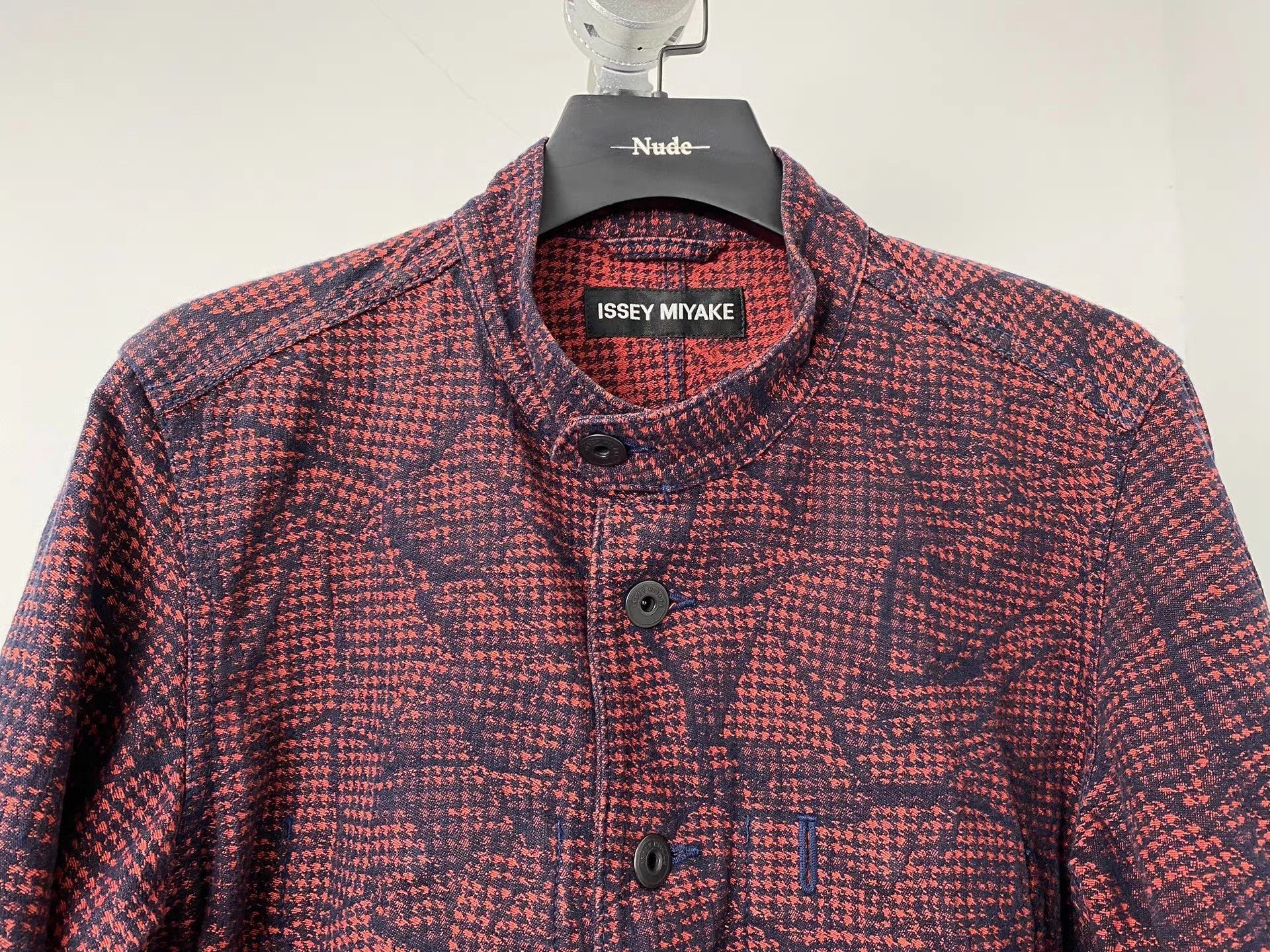 Issey Miyake Red Patterned Button-Up Light Jacket Size M Size US M / EU 48-50 / 2 - 2 Thumbnail