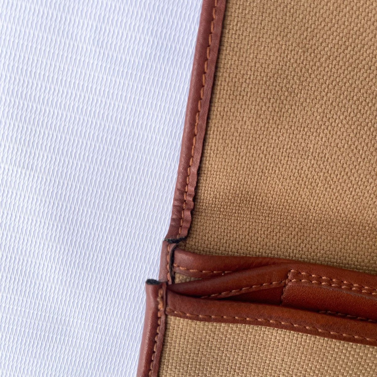Yves Saint Laurent Yves Saint Laurent Vintage Beige Canvas Clutch Bag Size ONE SIZE - 6 Thumbnail