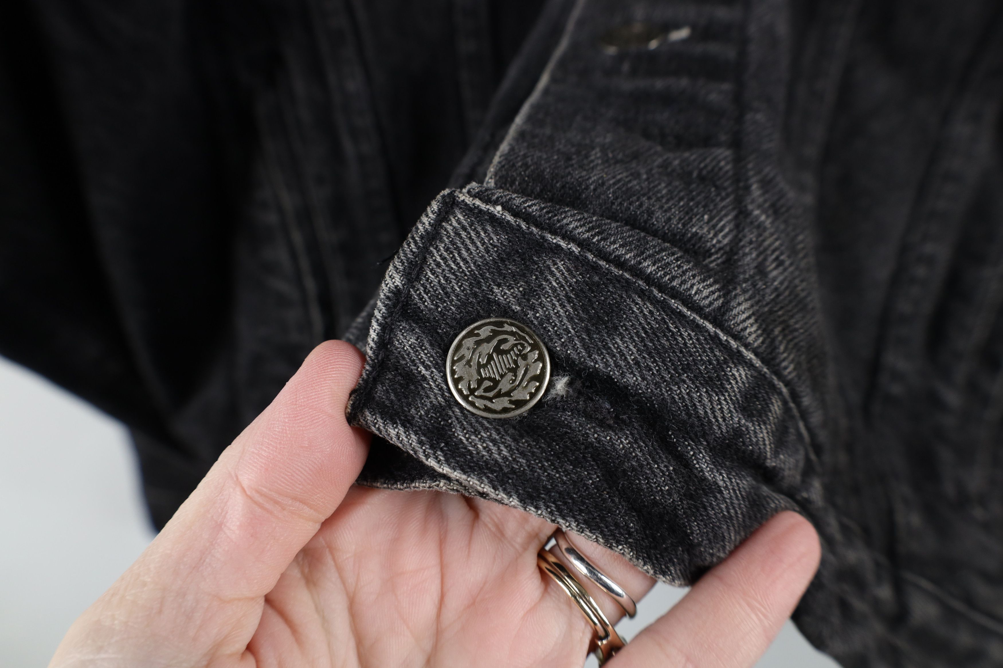 Vintage Vintage 90s Lite Beer Clint Black Denim Trucker Jacket USA Size US L / EU 52-54 / 3 - 7 Thumbnail