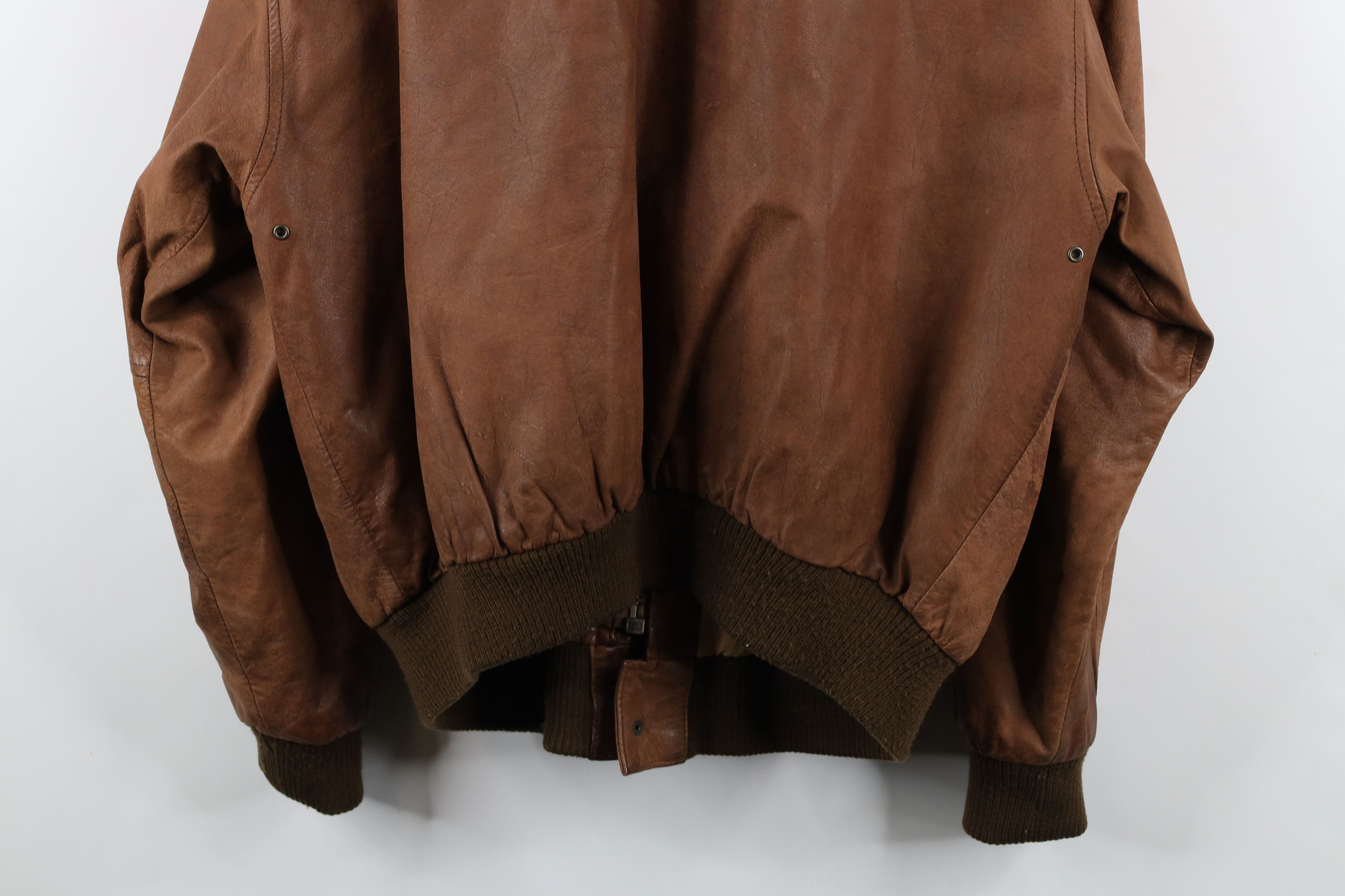 Vintage Vintage 90s Streetwear Leather Flight Bomber Jacket Brown Size US L / EU 52-54 / 3 - 18 Thumbnail