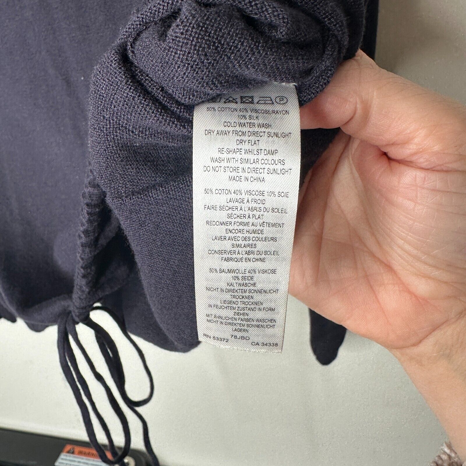 French Connection French Connection Drawstring Silk Blend VNeck Navy Sweater L Size L / US 10 / IT 46 - 7 Thumbnail