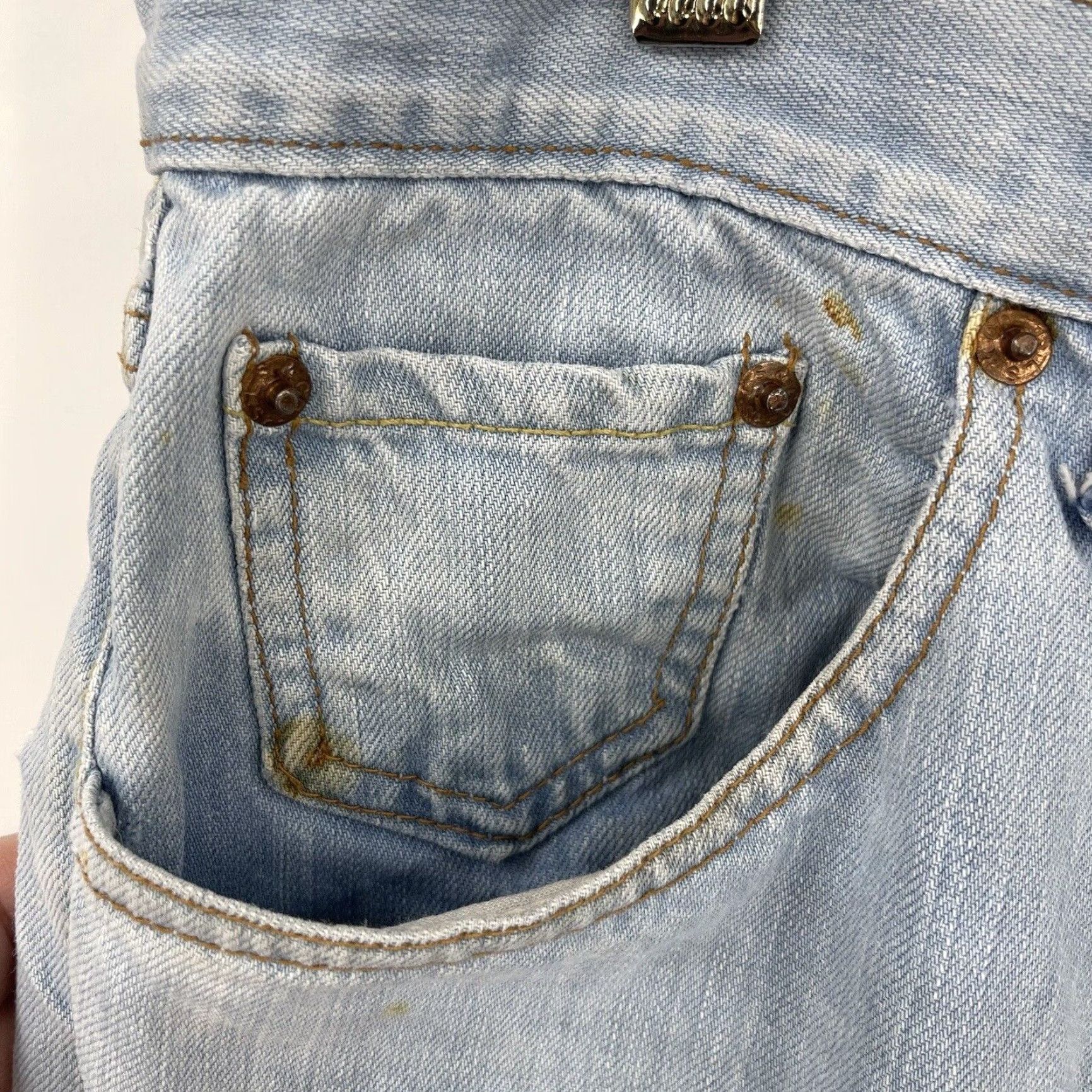Levi's VINTAGE Levi's 501 Jeans Denim Blue 36x30 USA Button Fly 1992 Levi's 501 Series Men Jeans 5-Pocket Distressed Regular Blue 36 Mens Size US 36 / EU 52 - 5 Thumbnail