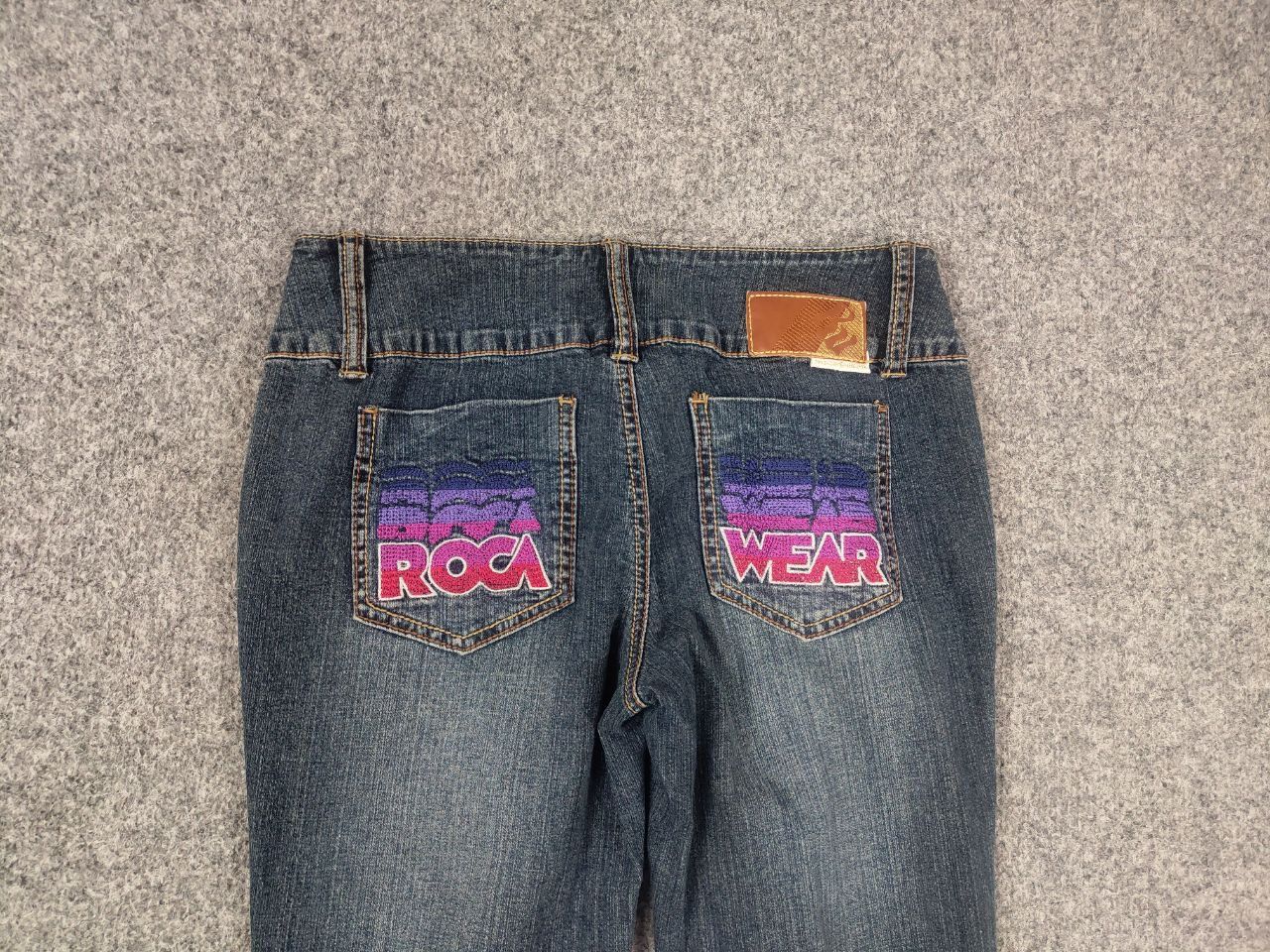 Rocawear Vintage Roca wear Y2K Low-rise Bootcut embroidered Jeans Size 28" / US 6 / IT 42 - 8 Thumbnail