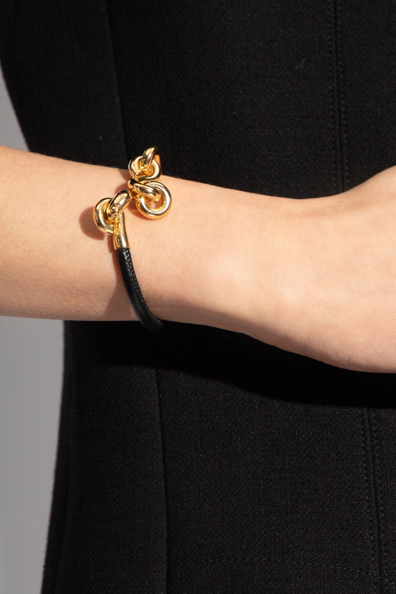 Bottega Veneta o1n1vont1124 Size: S / Bracelet in Black/Gold Size ONE SIZE - 2 Thumbnail