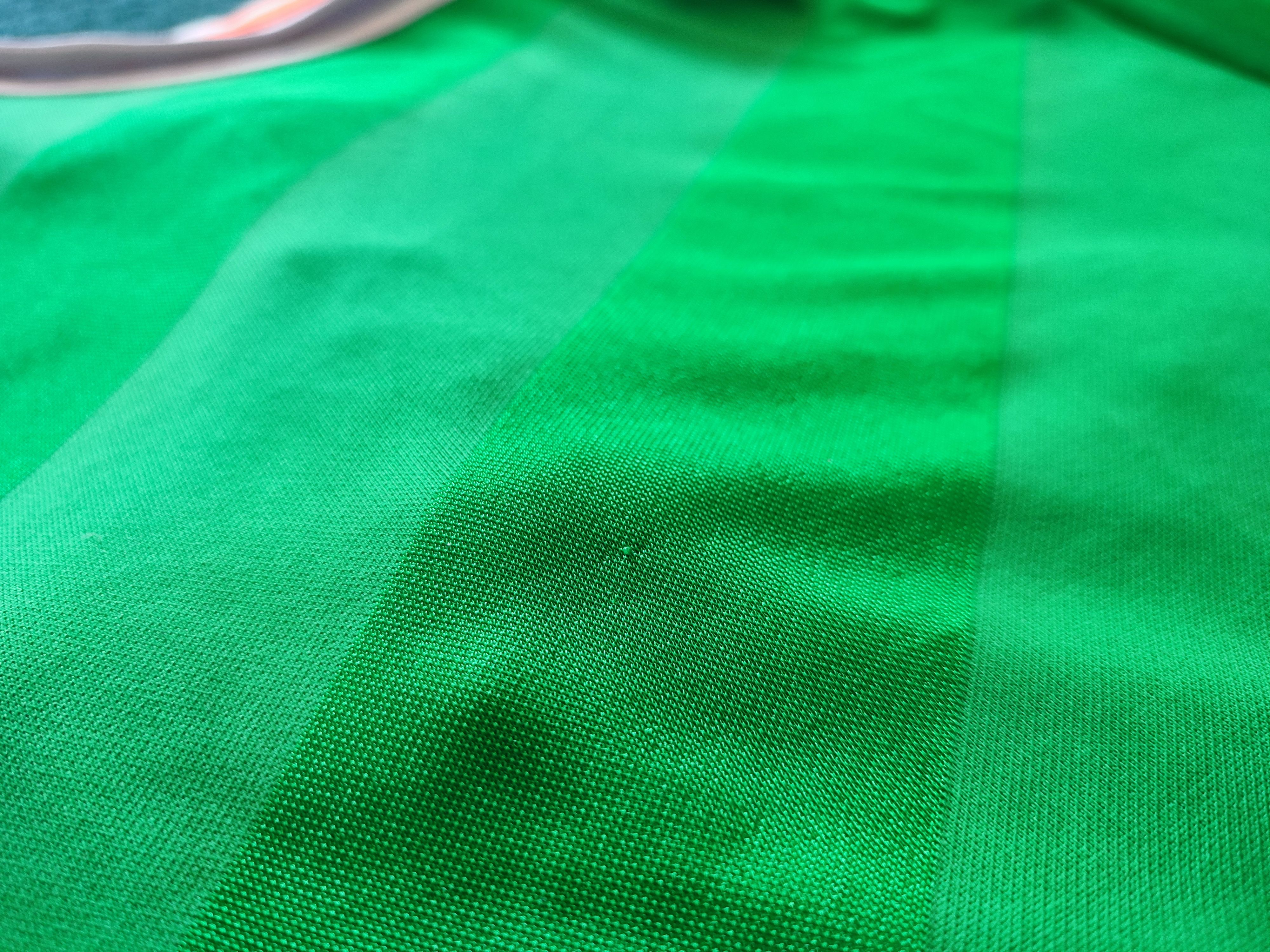 Umbro Ireland National Team 2016 Home Umbro Official Soccer Jersey Size US M / EU 48-50 / 2 - 14 Thumbnail