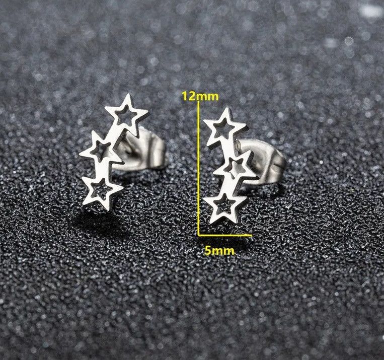 Jewelry Triple Stars Mini Stud Earrings Charm Earring Gift Size ONE SIZE - 2 Thumbnail