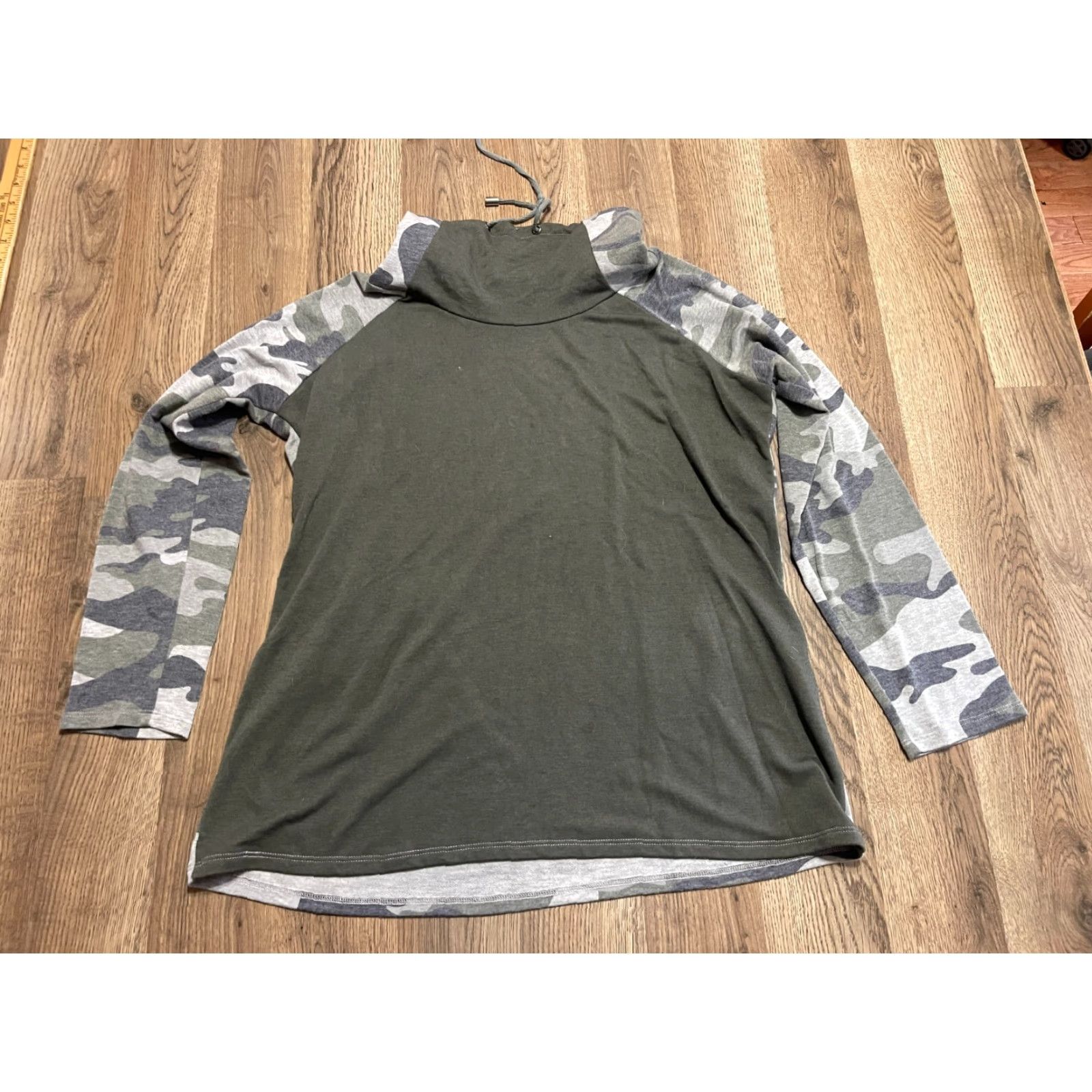 Vintage Cyrus Shirt, Womens, Turtleneck, Long Sleeve, Camouflage, Green Gray, Size L, Casual, Fall Spring Summer, Regular, Pullover, Vintage No, 0 Size L / US 10 / IT 46 - 2 Thumbnail