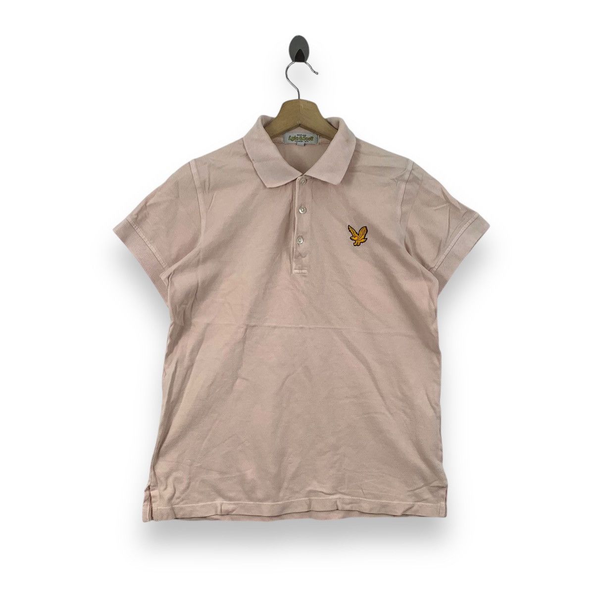Lyle & Scott Vintage LYLE & SCOTT SCOTLAND Embossed Logo Polo Tee Size M / US 6-8 / IT 42-44 - 1 Thumbnail