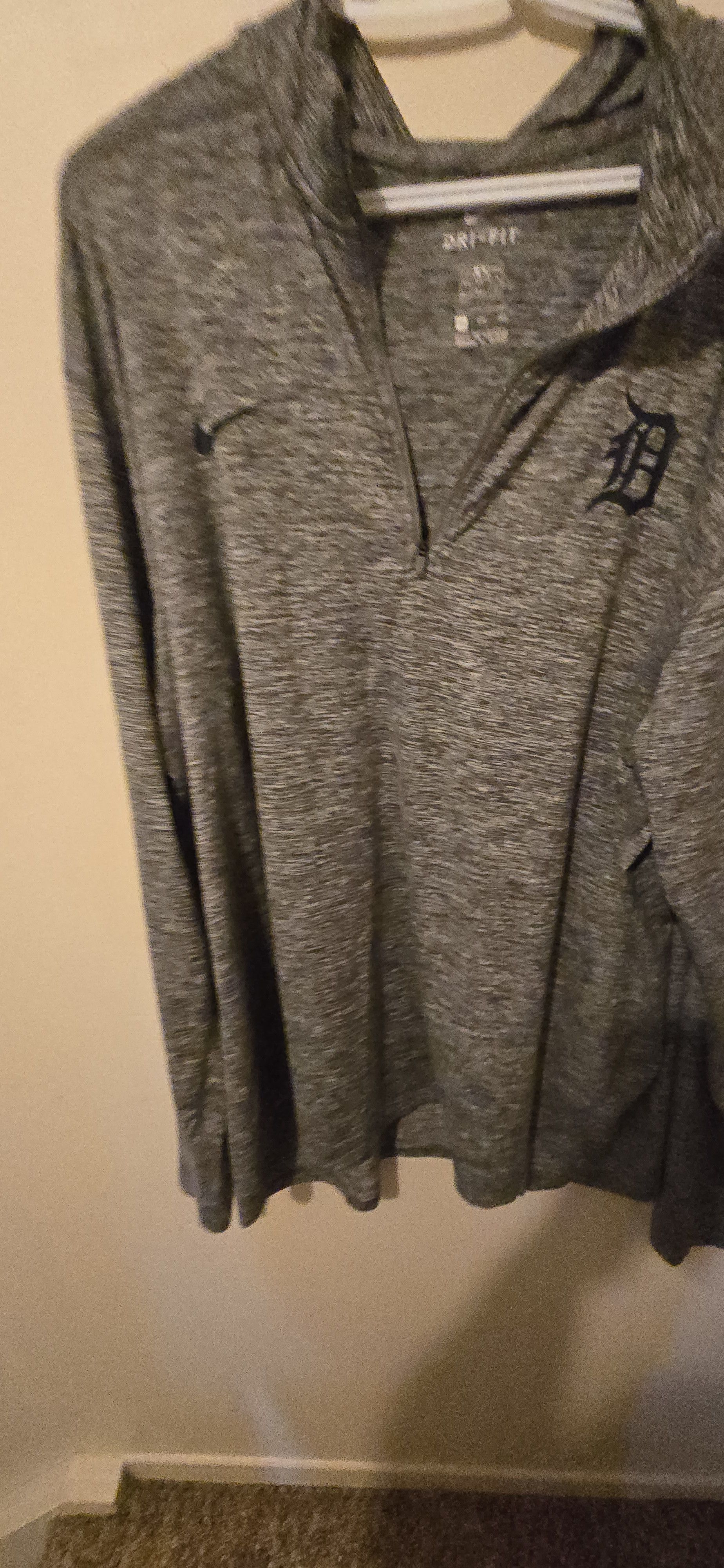 Nike Nike dry fit long sleeve Detroit Tigers shirt Size US XXL / EU 58 / 5 - 14 Thumbnail