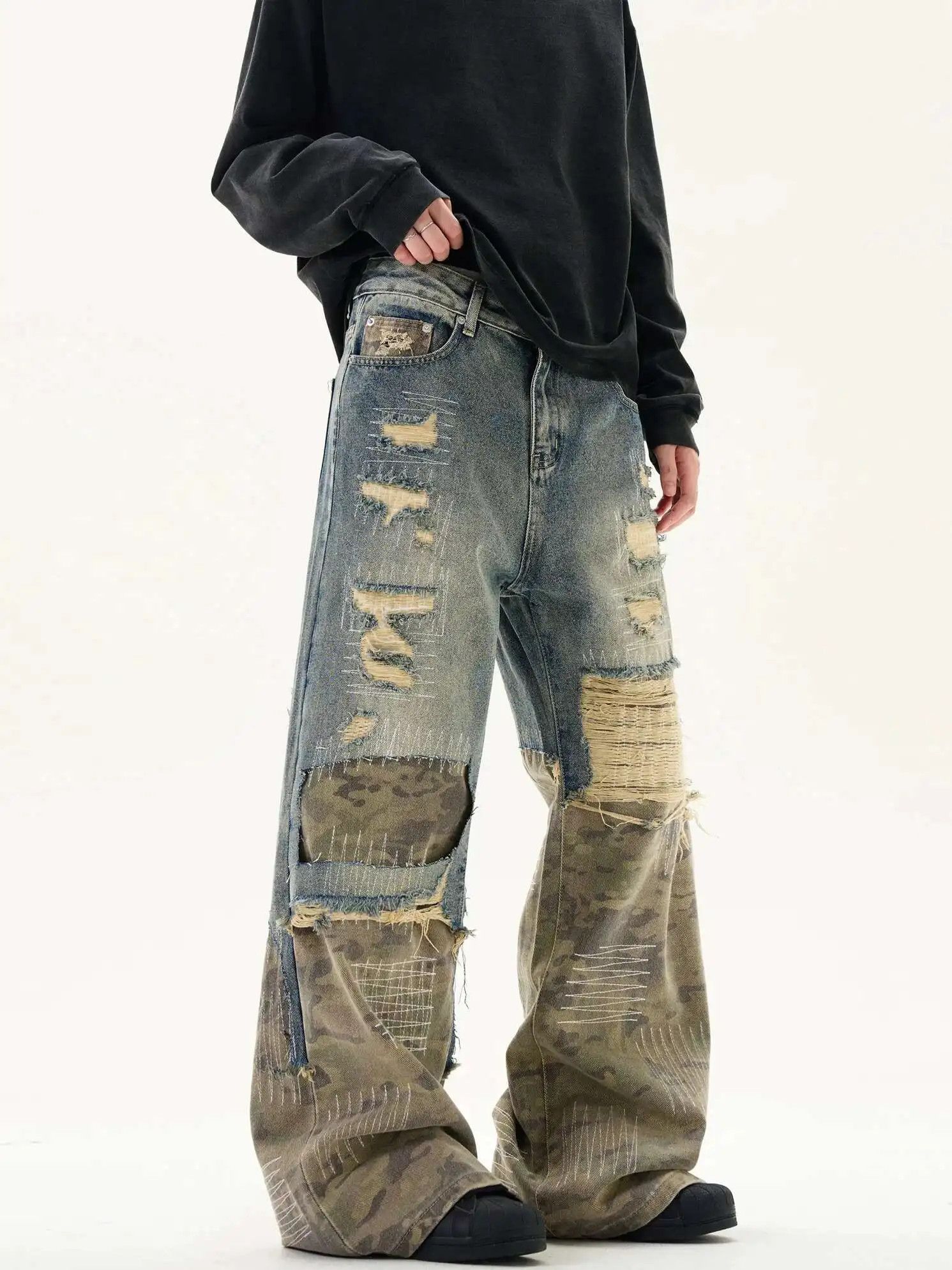 Japanese Brand Embroidery Camouflage Patchwork Niche Baggy Denim Jeans Size US 30 / EU 46 - 2 Thumbnail