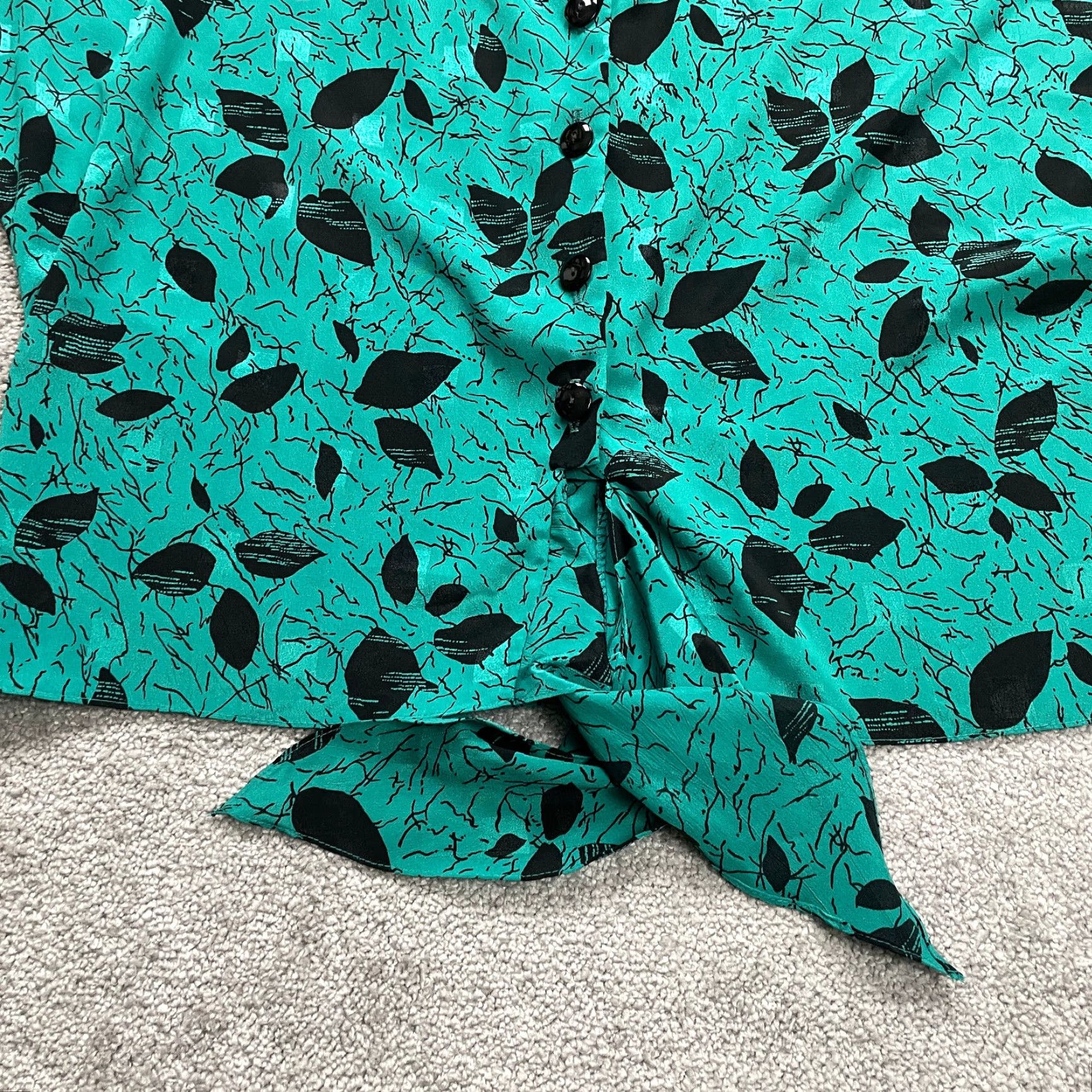 Vintage VINTAGE Lady Carol Petites Of New York Floral Print Top Womens 2X Tie and Button BlueGreen Blouse 2X Womens? Size XXL / US 16-18 / IT 52-54 - 2 Thumbnail