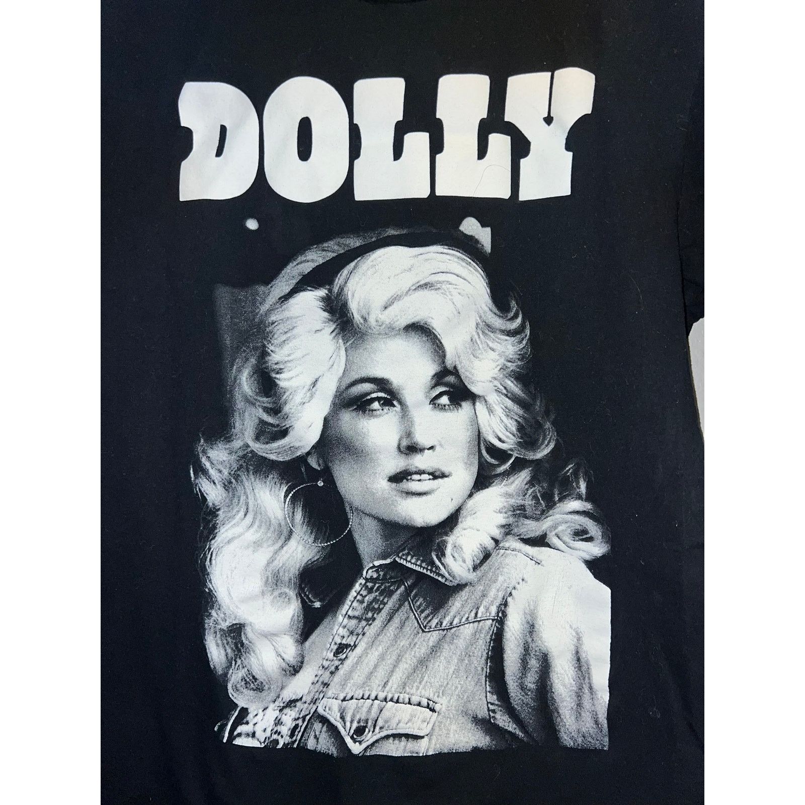 Band Tees Dolly Parton Shirt Country Musician Black Graphic Tee Medium Size US M / EU 48-50 / 2 - 2 Thumbnail