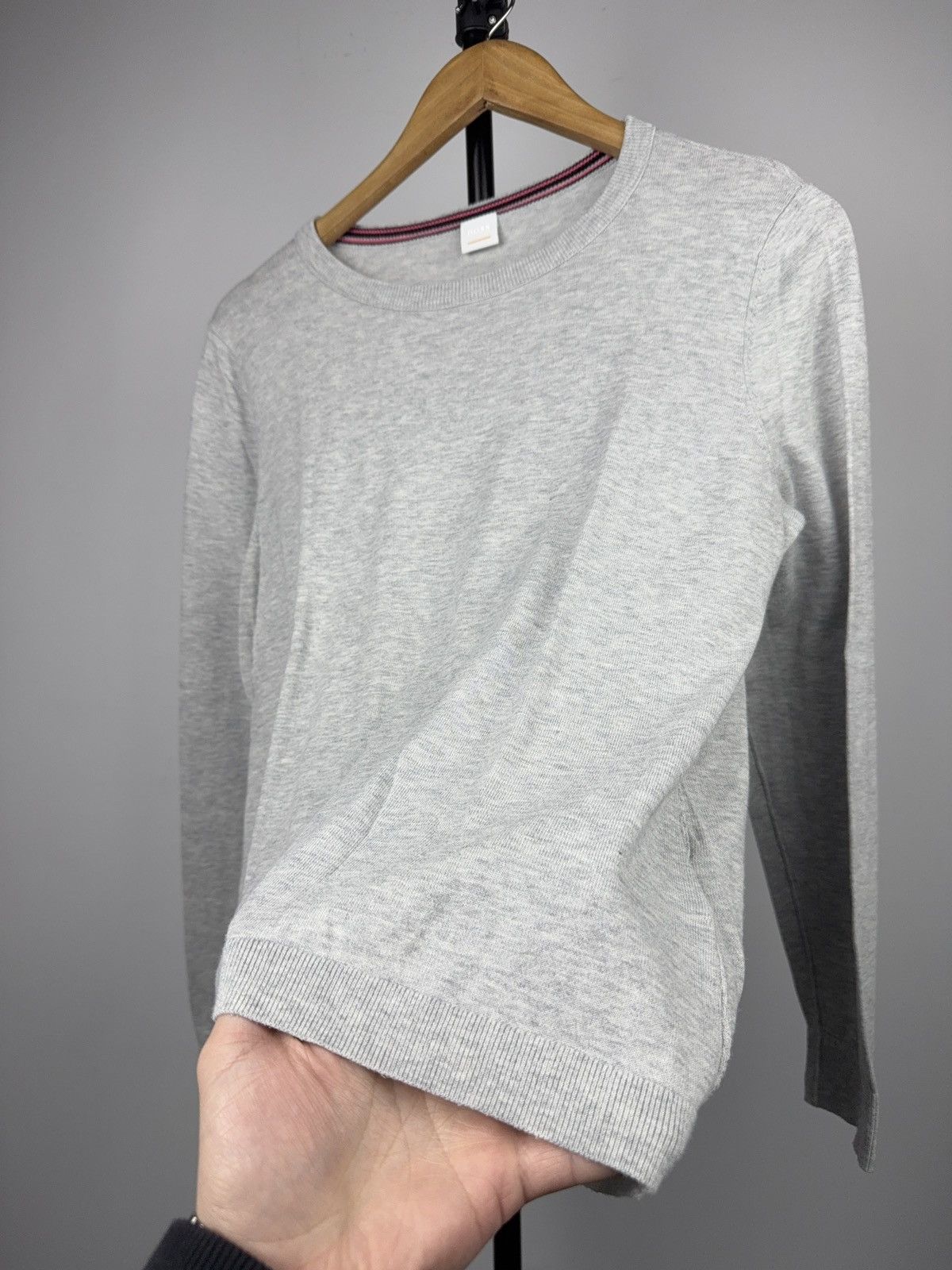 Hugo Boss Luxury 00s Hugo Boss Grey Longsleeve Minimalist Top Size S / US 4 / IT 40 - 7 Thumbnail