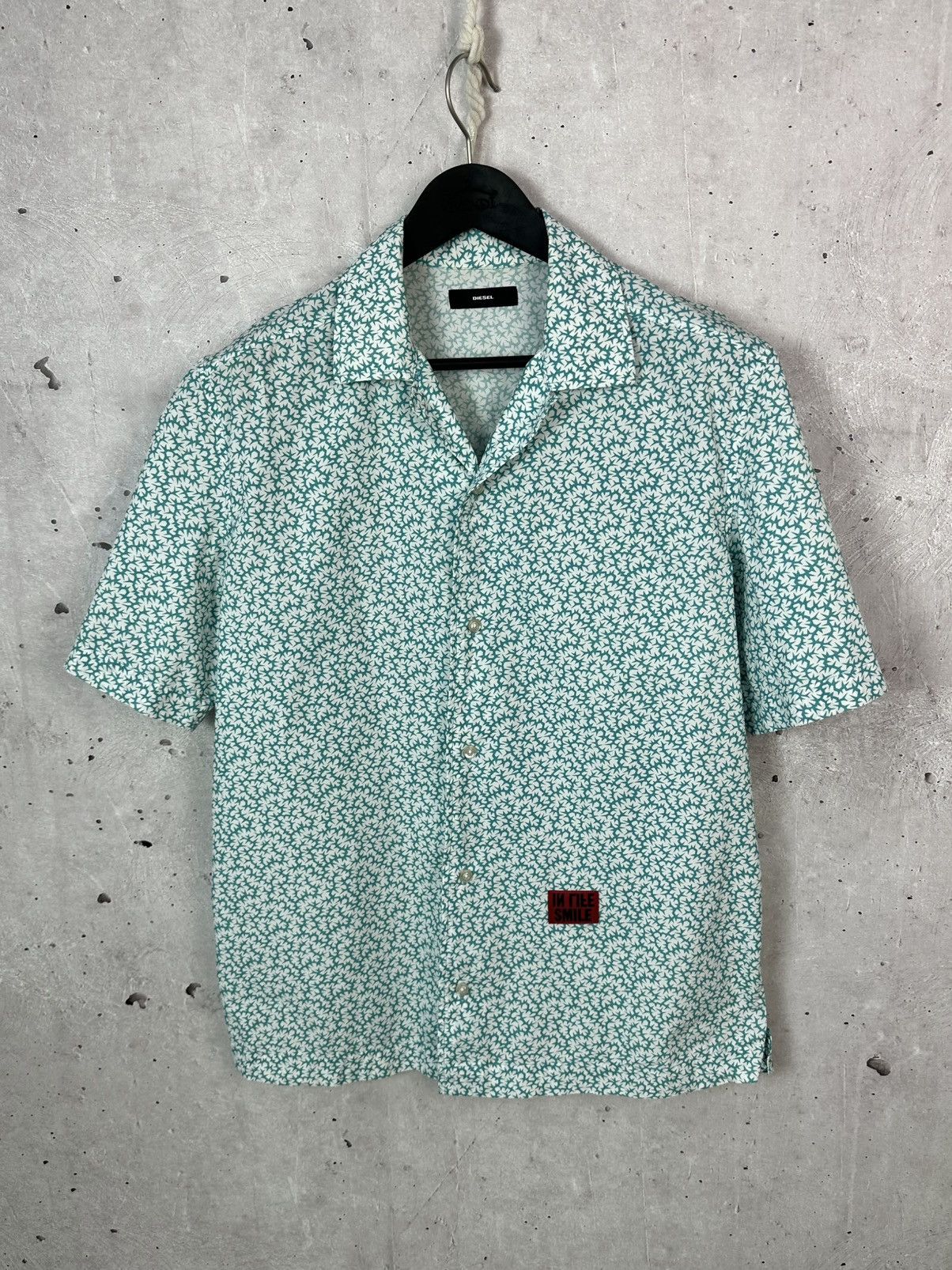 Diesel Diesel Printed Logo Button-up Short Sleeve Cotton Shirt Size US XL / EU 56 / 4 - 1 Thumbnail