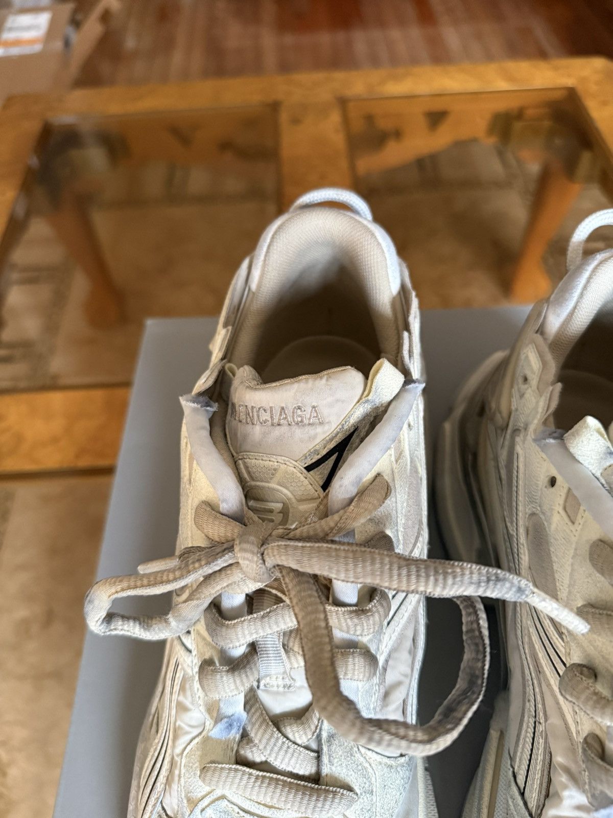 Balenciaga Balenciaga Runner Beige Size US 12 / EU 45 - 7 Thumbnail