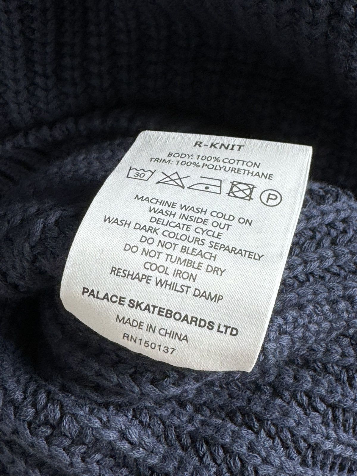 Palace R - knit sweater s Size US S / EU 44-46 / 1 - 8 Thumbnail