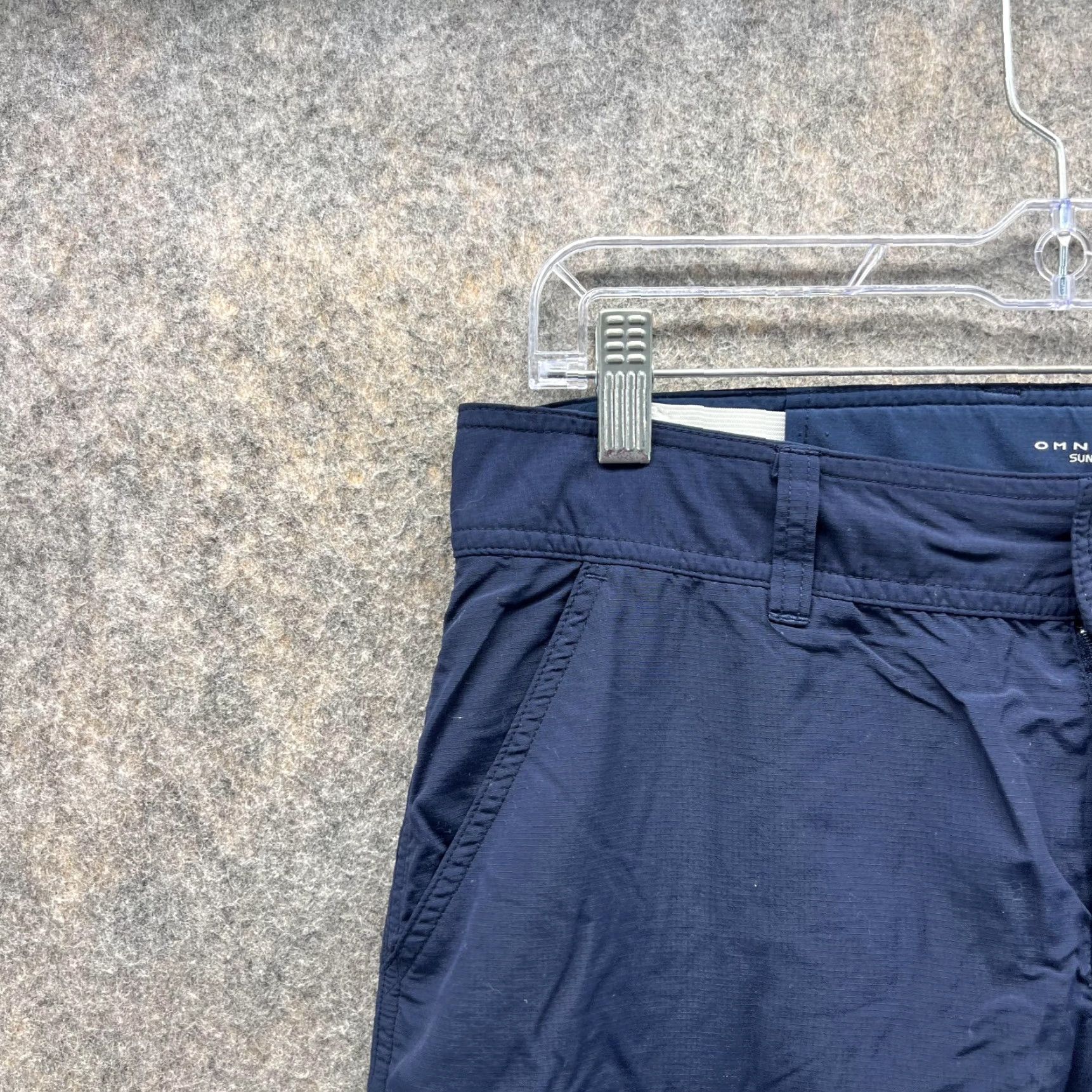 Vintage Columbia Shorts Women 8 Shorts Blue Navy Chino Flat Front Omni Shade PFG Hiking Pants Activewear Casual Travel Size 30" / US 8 / IT 44 - 3 Thumbnail