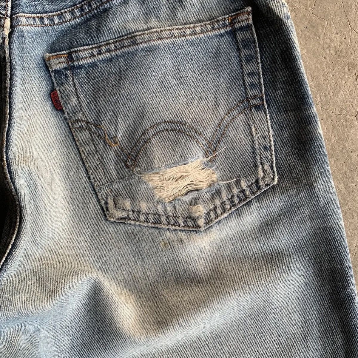 Edwin DISTRESSED! Vtg Edwin 503 RegularFit Blue Wash Jeans Pants Size US 30 / EU 46 - 16 Thumbnail