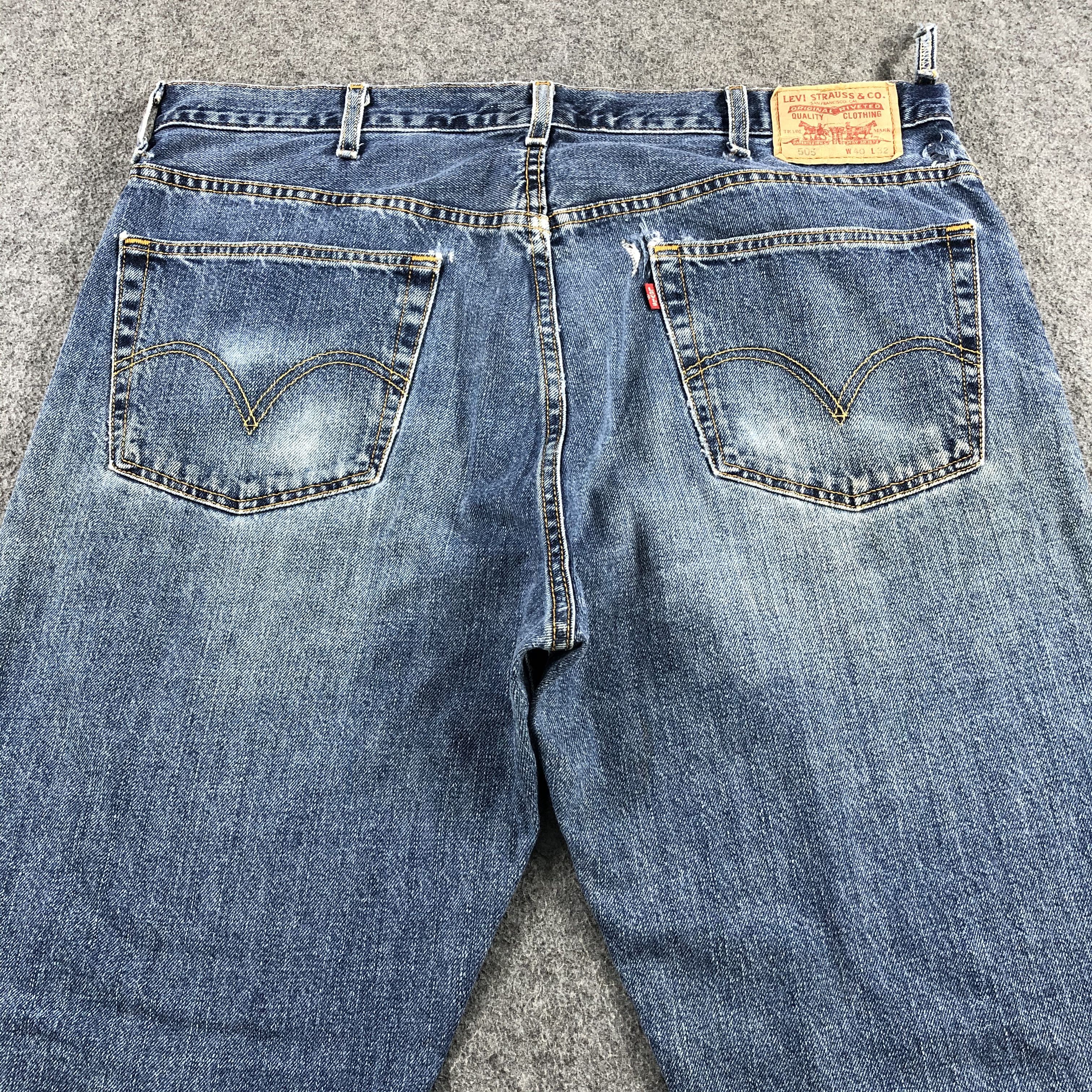 Levi's Vintage Blue Wash Levis 505 Jeans-J1484 Size US 41 - 4 Thumbnail