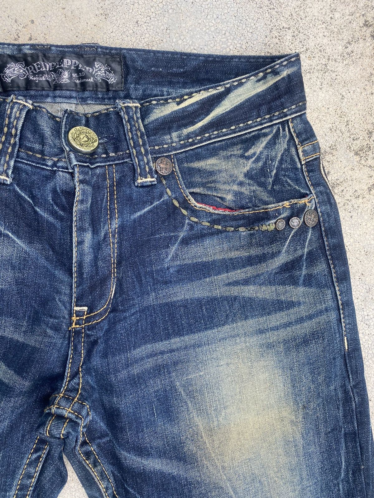 If Six Was Nine × Le Grande Bleu (L.G.B.) Flare Jeans Red Papper Clawmark Studded Cross Bootcut Size US 30 / EU 46 - 9 Thumbnail