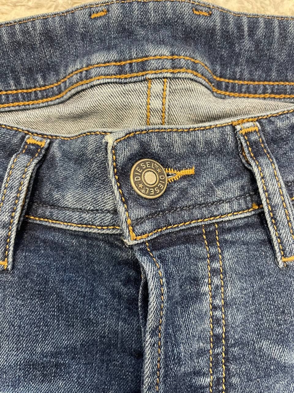 Diesel Vintage Diesel Jeans Made in Italy W30 Straight Fit Y2K Size US 30 / EU 46 - 10 Thumbnail