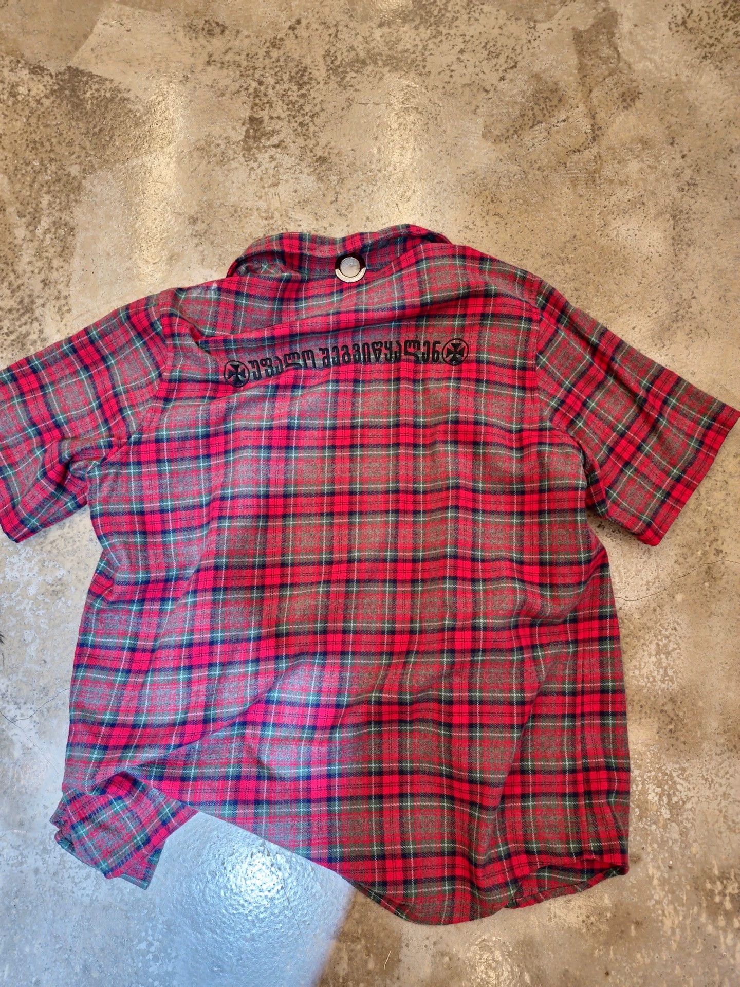 Vetements Vetements Georgian Iron Ring Shirt -DMC Size US S / EU 44-46 / 1 - 1 Thumbnail