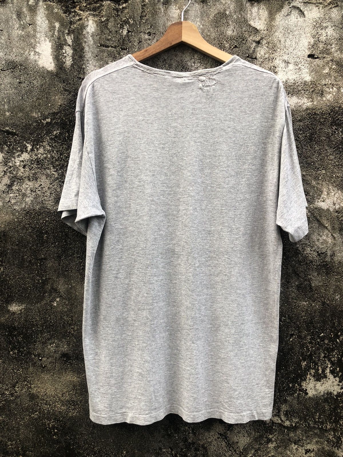 Stussy Vintage 90s Stussy Basketball Tshirt Distressed Size US L / EU 52-54 / 3 - 3 Thumbnail
