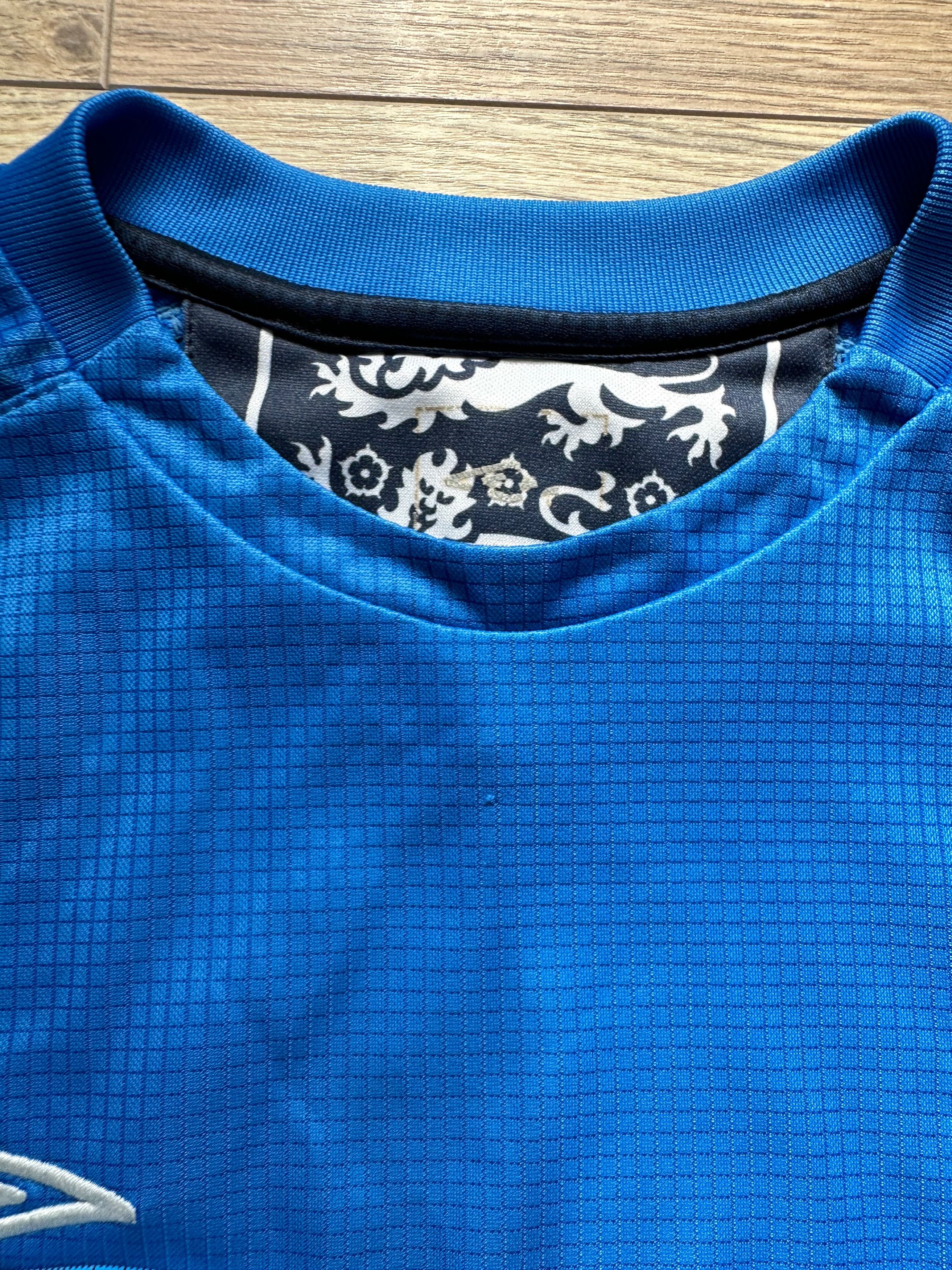 Umbro 2005 Umbro England soccer national team blue Size US M / EU 48-50 / 2 - 11 Thumbnail