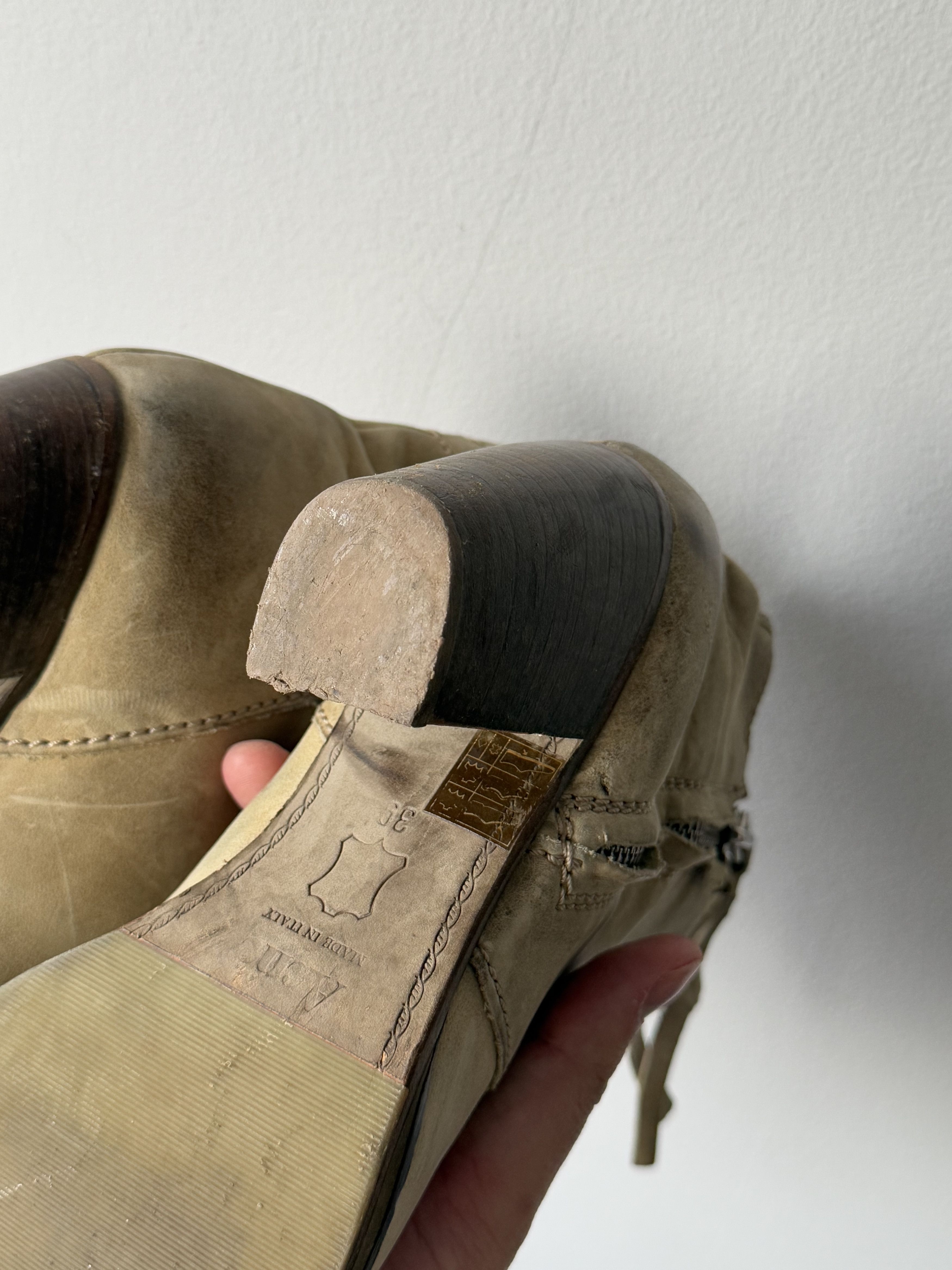 Acne Studios Acne Studios Pistol Taupe Beige Side Zip Ankle Heel Boots Size US 9 / IT 39 - 10 Thumbnail