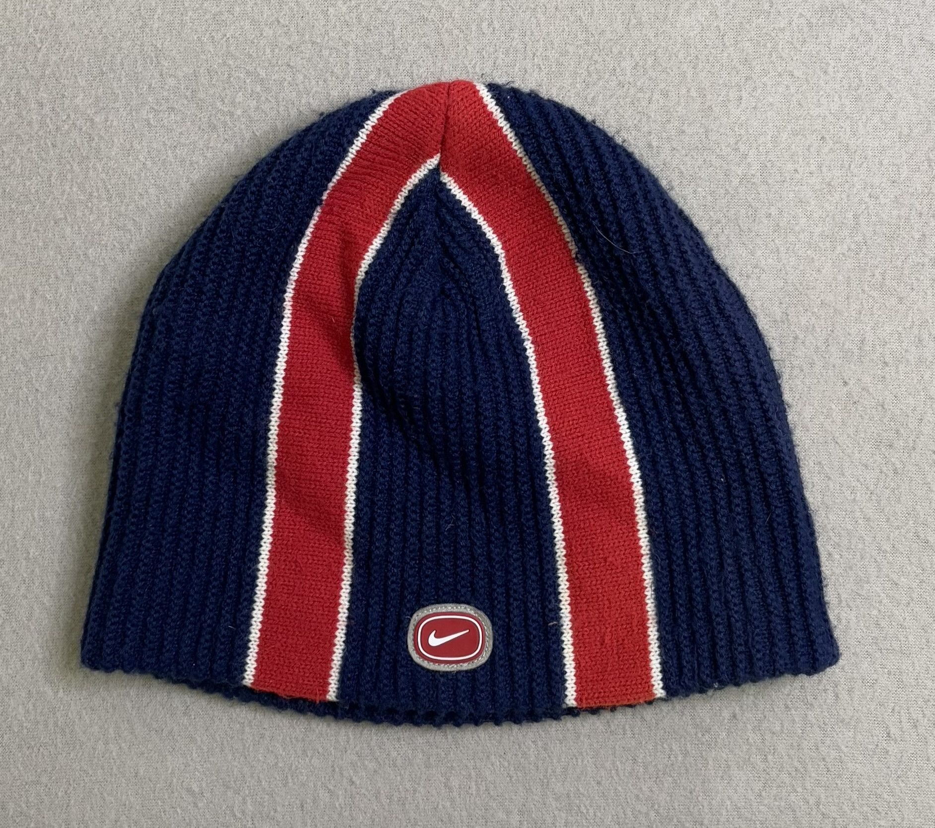 Nike × Vintage Nike 2000s navy winter hat Y2K size Universal Size ONE SIZE - 1 Thumbnail