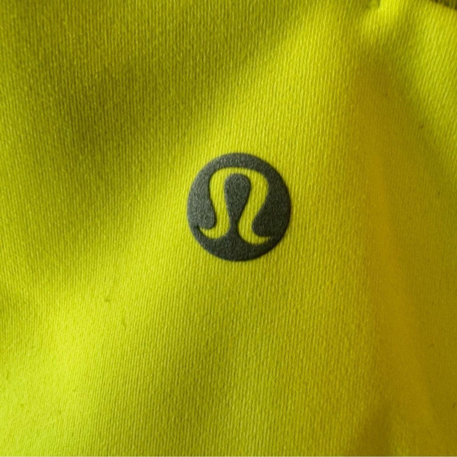 Lululemon Lululemon Wunder Train Tank Top Electric Lemon Sz 2 Size XS / US 0-2 / IT 36-38 - 5 Thumbnail