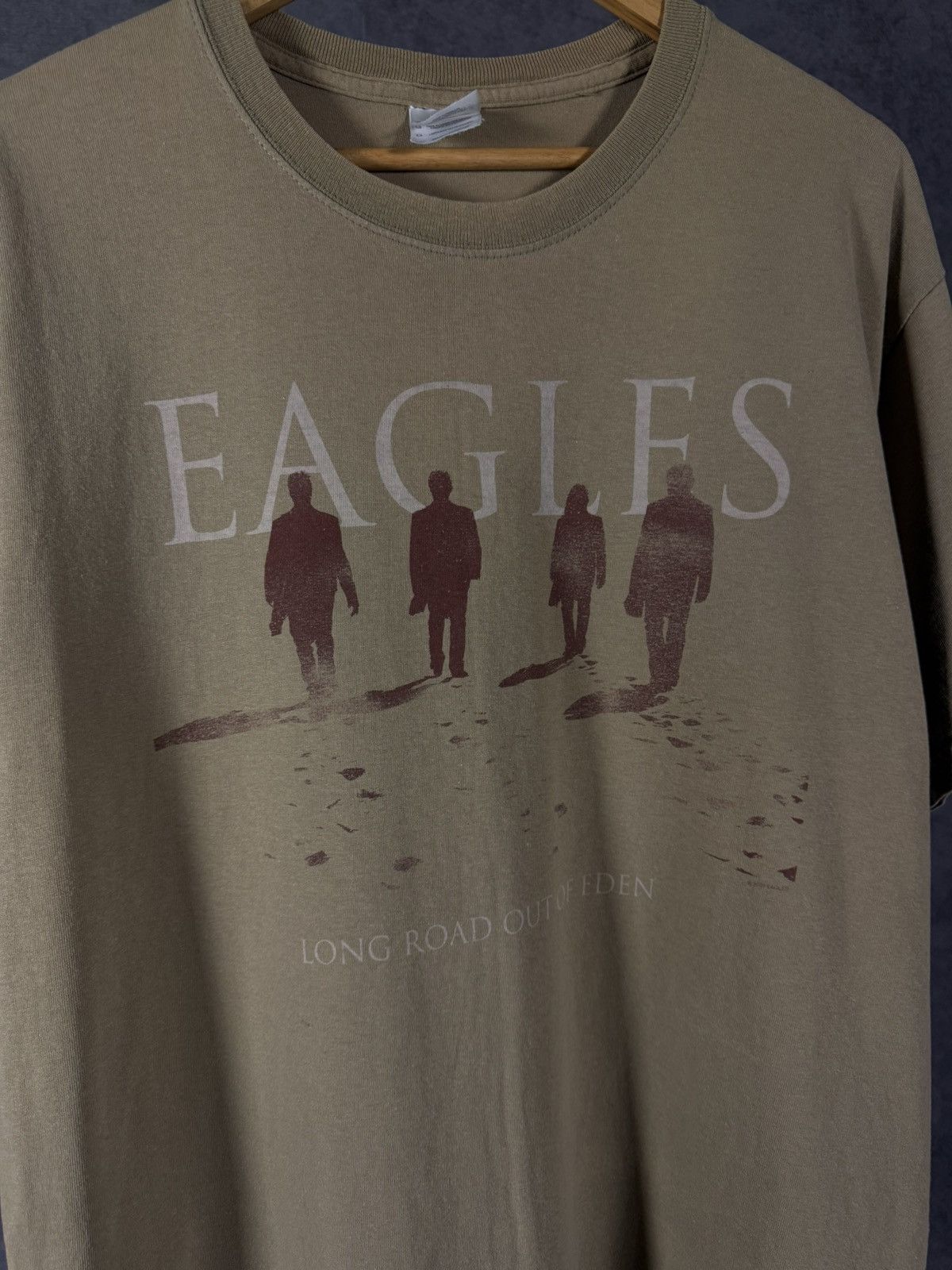 Band Tees Eagles 2009 rock band tour tee Size US L / EU 52-54 / 3 - 4 Thumbnail