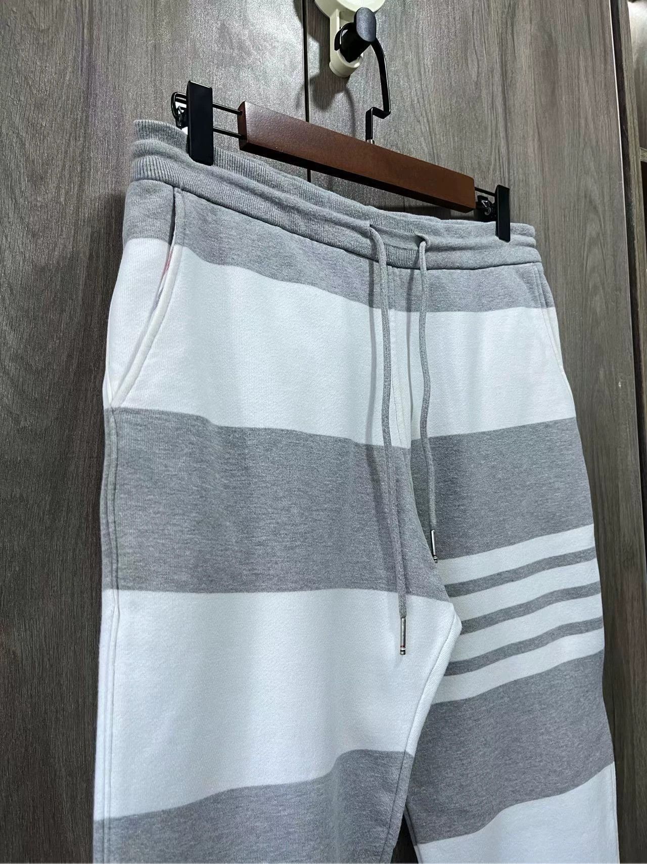 Thom Browne Thom Browne TB White Grey Stripe 4-Bar Trousers Size 1 Size US 29 - 2 Thumbnail