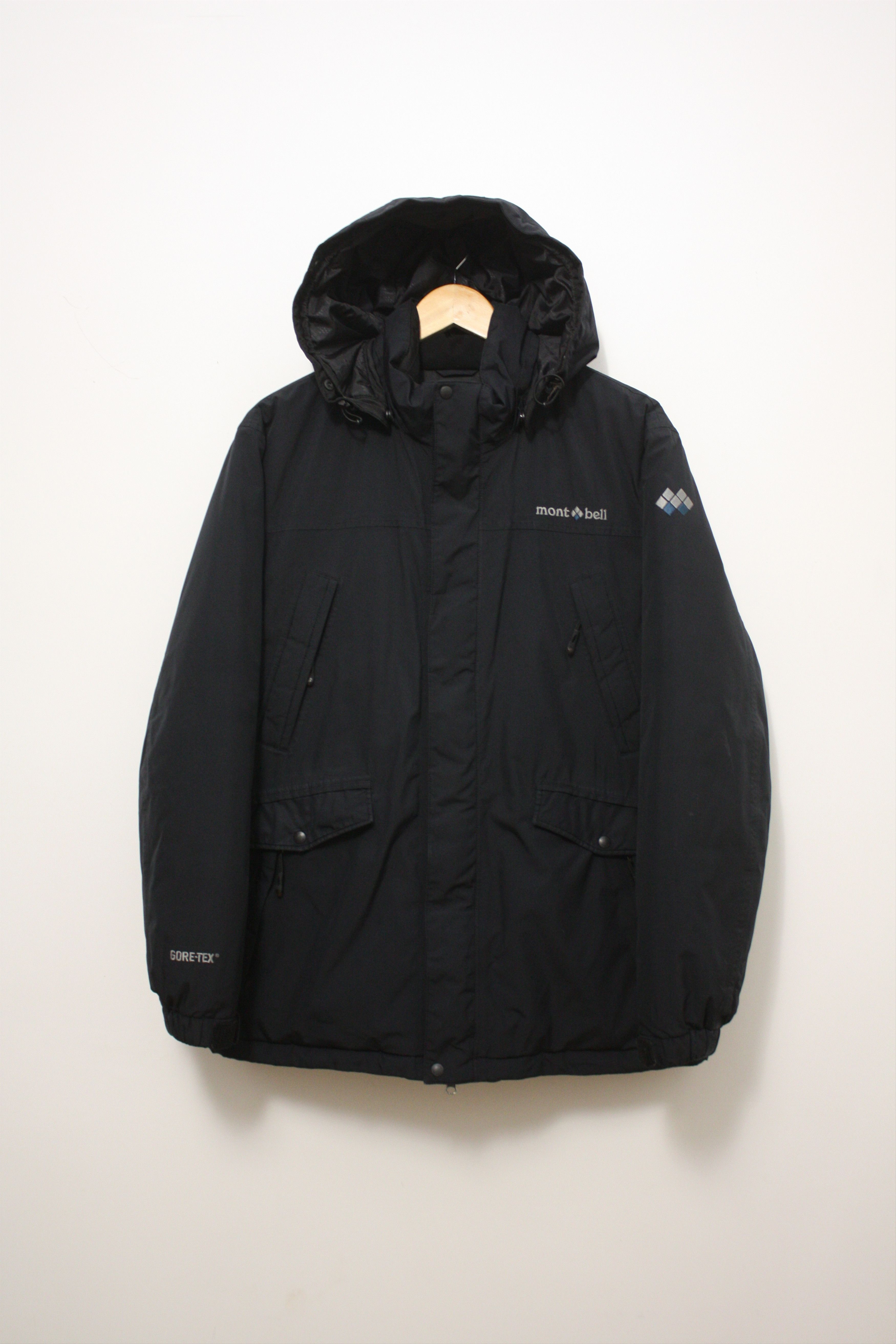 スキー Mont-bell Gore-tex スキー・スノーボードで冬を楽しむ スノースポーツ向けウエア
