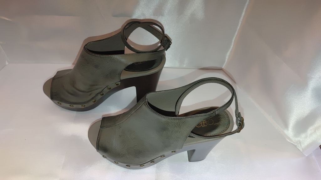 CAT'S PAW Cato Studded Wrap Around Ankle Peep Toe Heels Size 8.5M Size US 8.5 / IT 38.5 - 3 Thumbnail