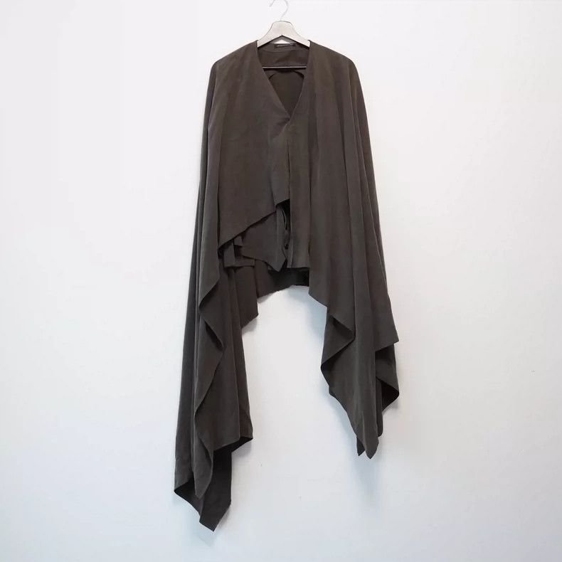 Yohji Yamamoto Yohji Yamamoto 2015 AW-Show Capes Cutout Vest 2505-Nextarro Size US L / EU 52-54 / 3 - 1 Thumbnail