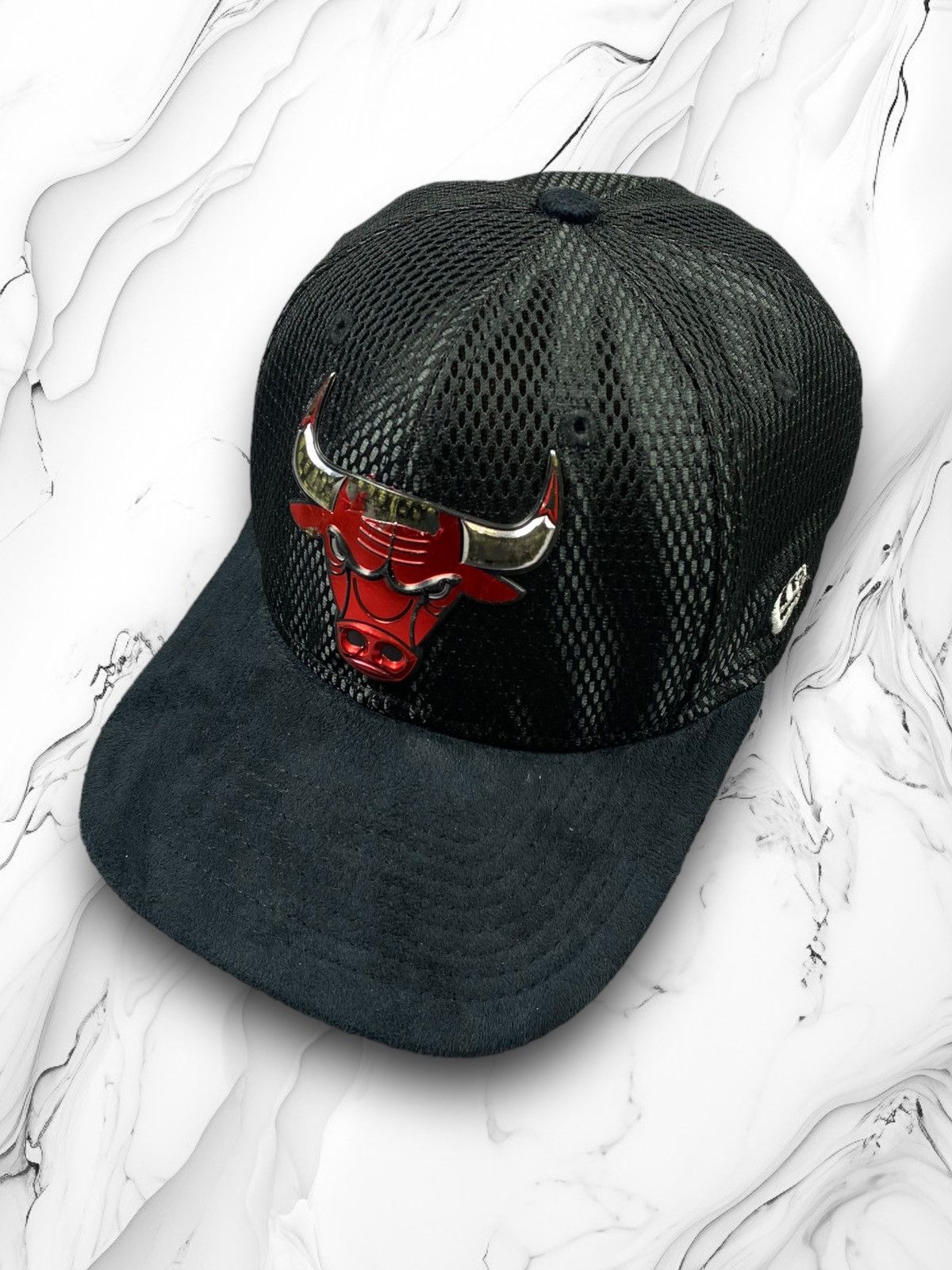 NBA × Vintage Vintage New Era Chicago Bulls NBA Basketball Cap Size ONE SIZE - 1 Thumbnail