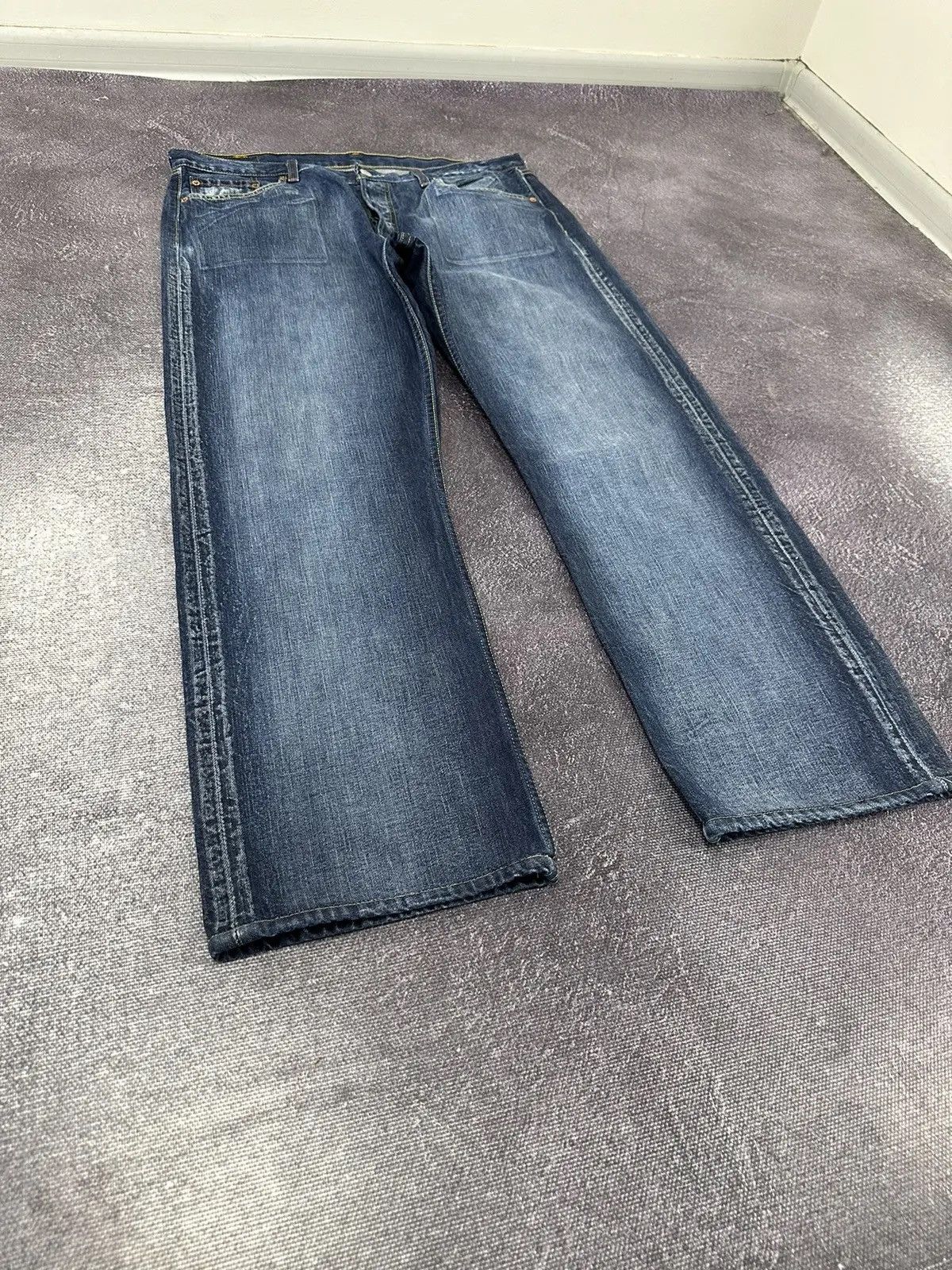 Levi's × Vintage Vintage Levi’s 501 Straight Fit Faded Blue Denim Jeans Size US 38 / EU 54 - 3 Thumbnail