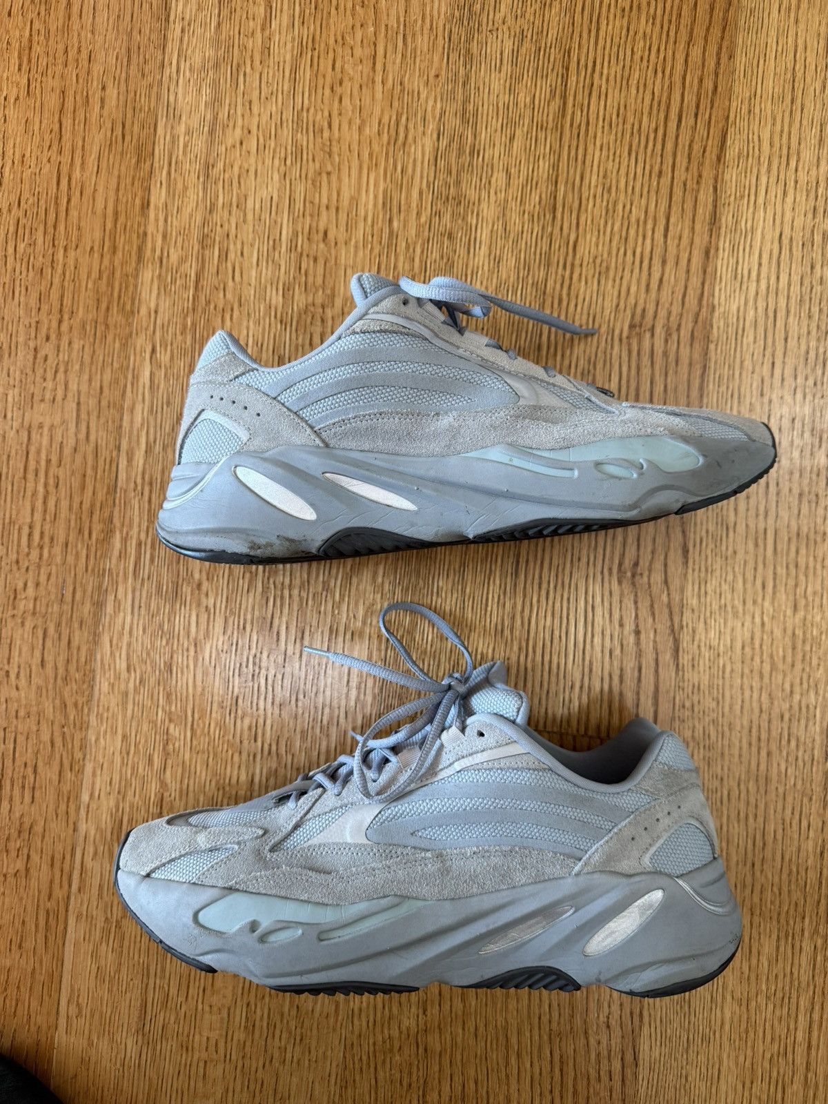 adidas Yeezy Boost 700 V2 “hospital blue”