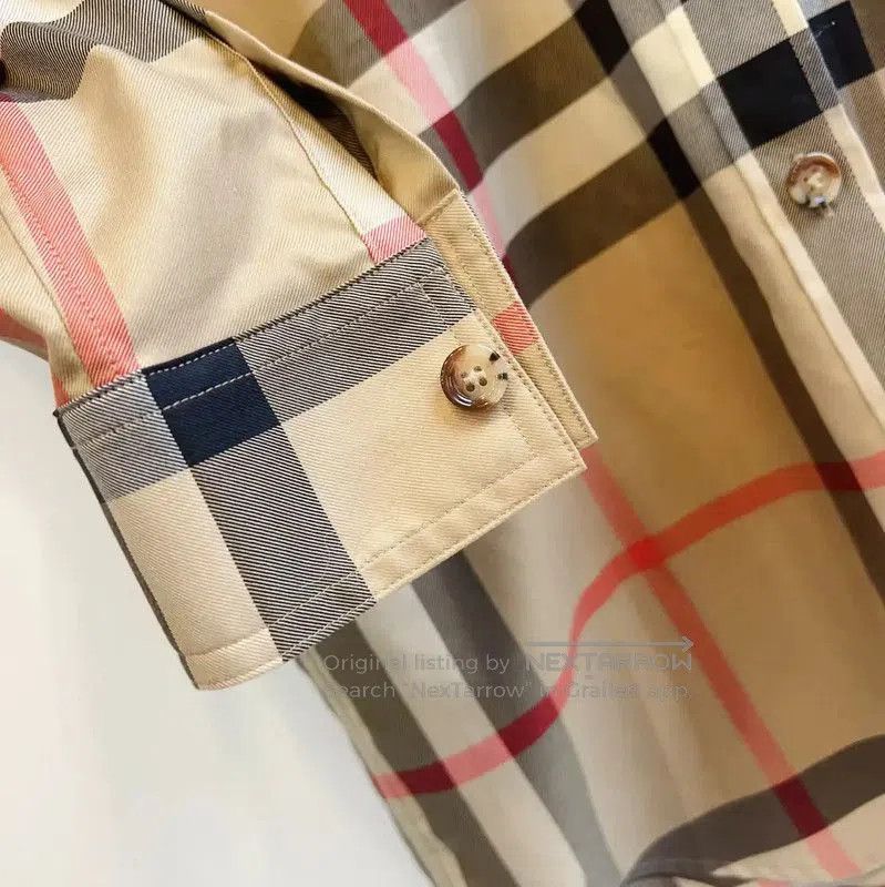 Burberry Burberry Khaki Cotton Long Sleeve Shirt. Size S / US 4 / IT 40 - 6 Thumbnail