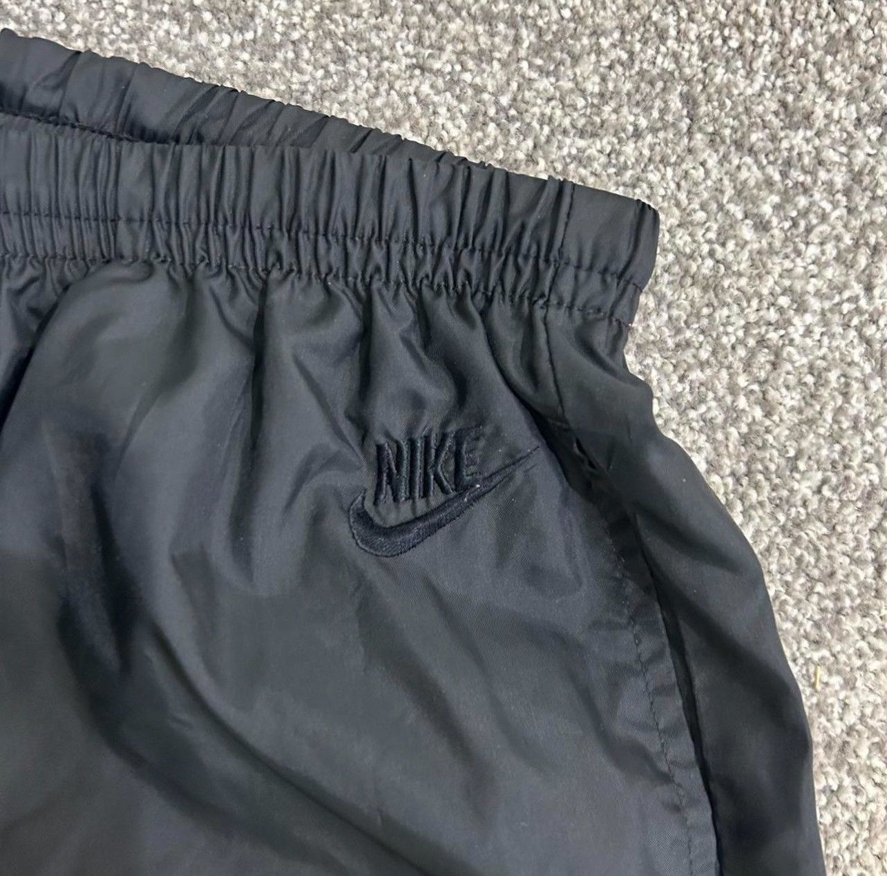Nike Vintage black Nike track pants Size US 32 / EU 48 - 2 Thumbnail
