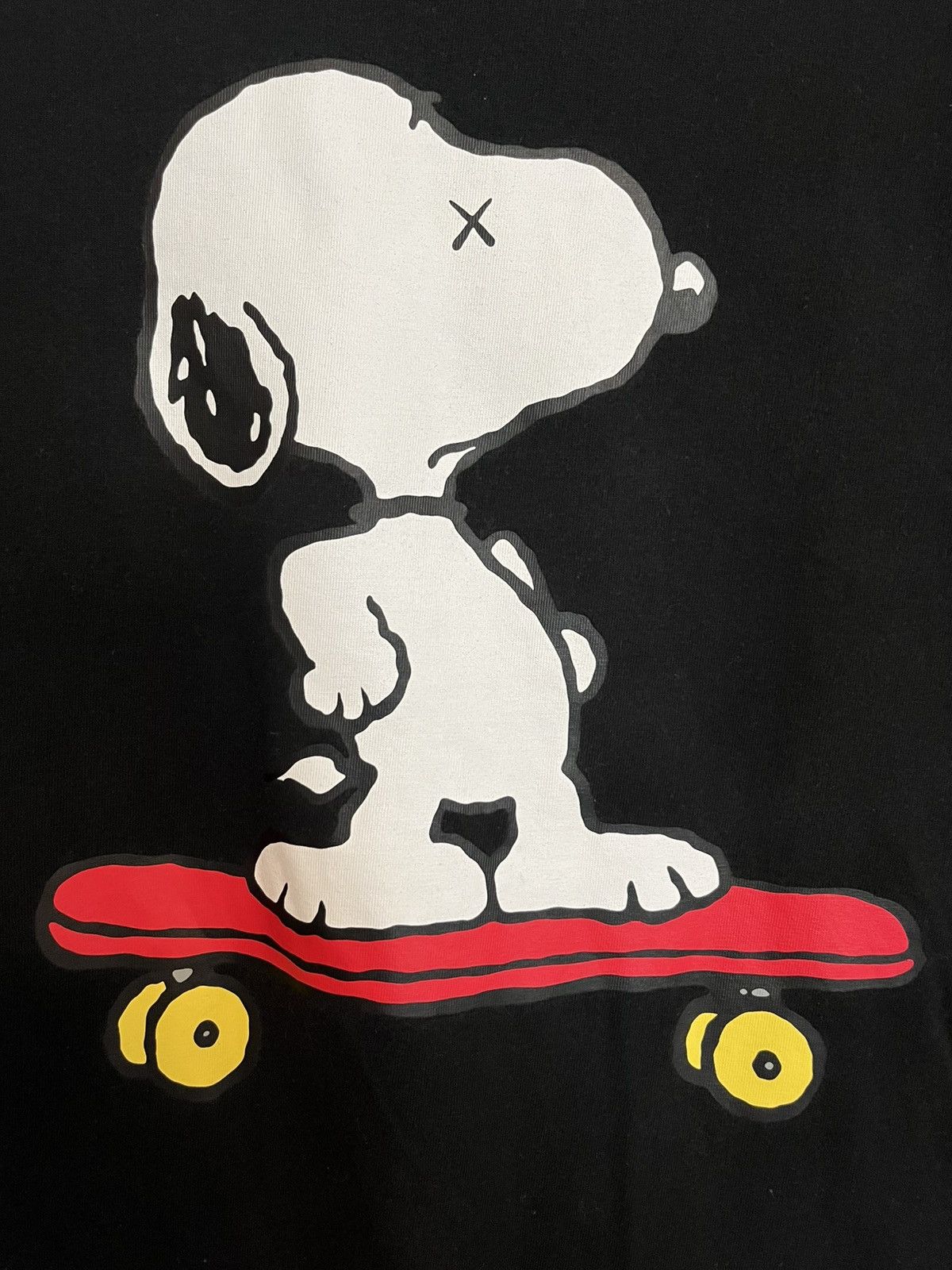 Kaws KAWS X PEANUTS Snoopy Tee (2017) Size US L / EU 52-54 / 3 - 3 Thumbnail