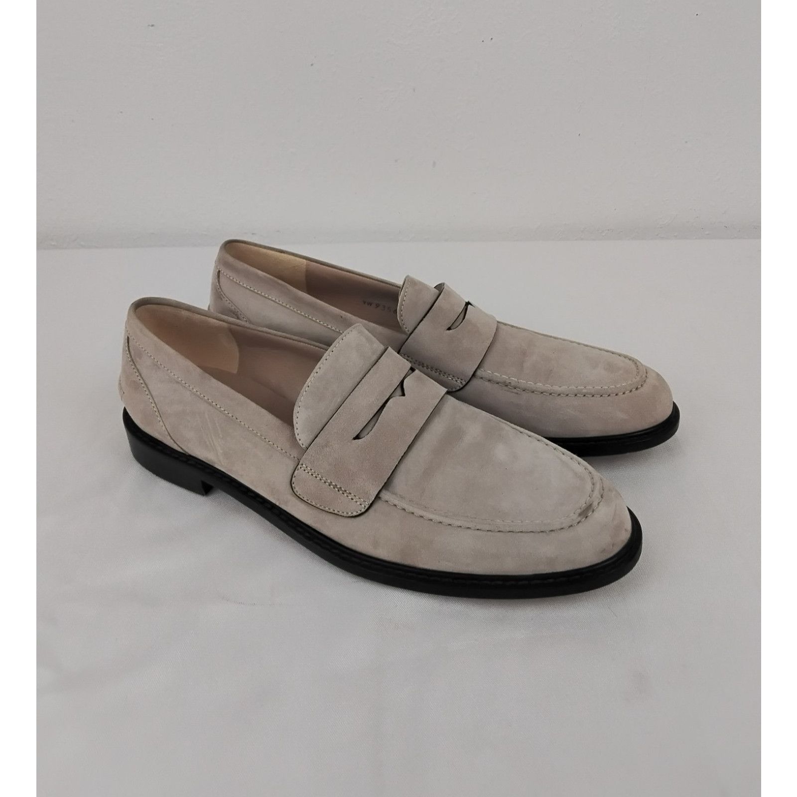 Stuart Weitzman Stuart Weitzman Suede Loafers Women's 10.5M Gray Slip On Size US 10.5 / IT 40.5 - 2 Thumbnail