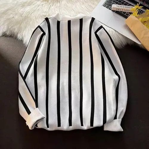 Aran Isles Knitwear New Stylish Elegant Striped Cardigan Knitwear Jumper Size US XS / EU 42 / 0 - 2 Thumbnail