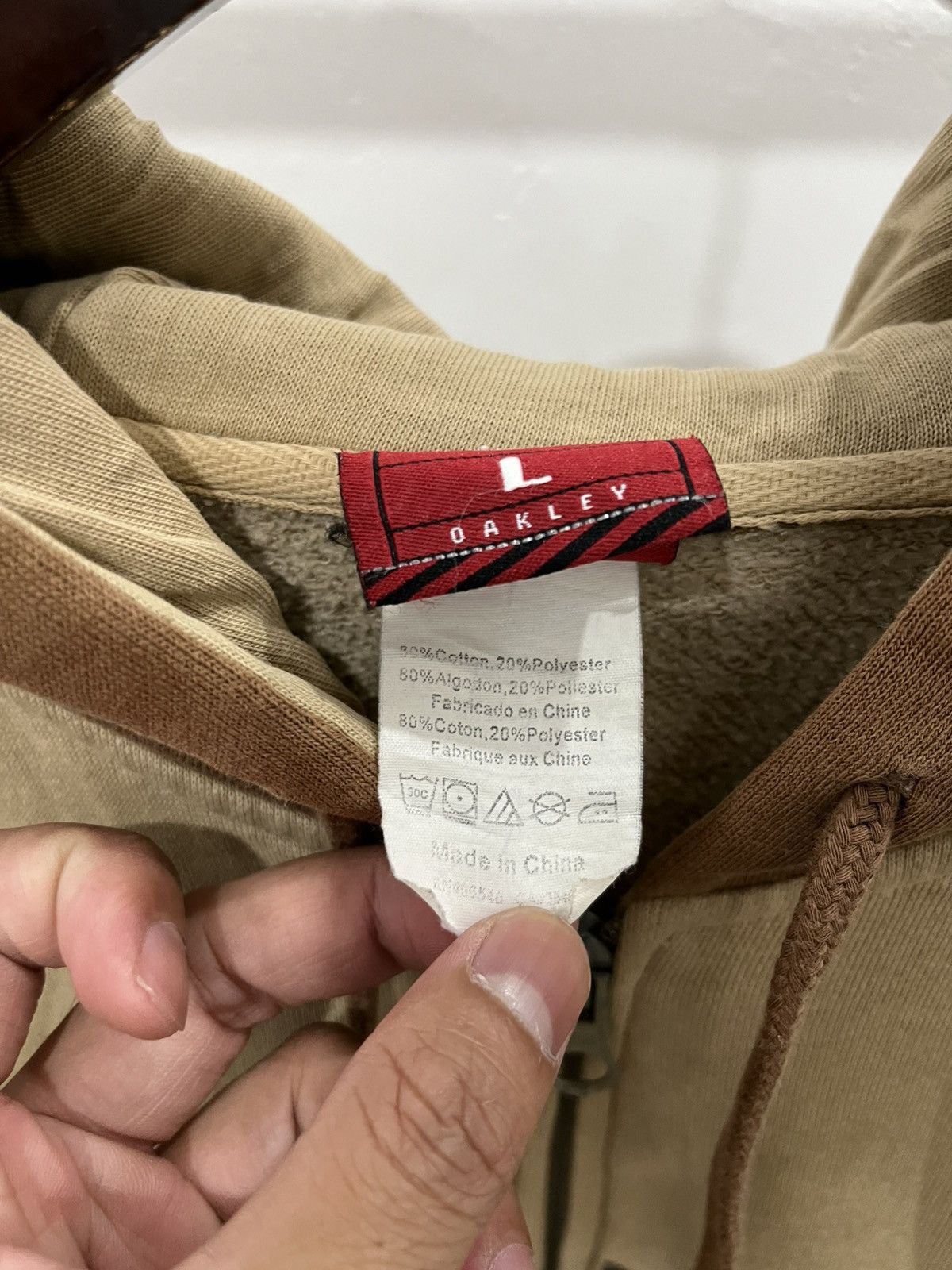 Oakley × Vintage VINTAGE OAKLEY DESTROYED HOODIE Size US L / EU 52-54 / 3 - 9 Thumbnail