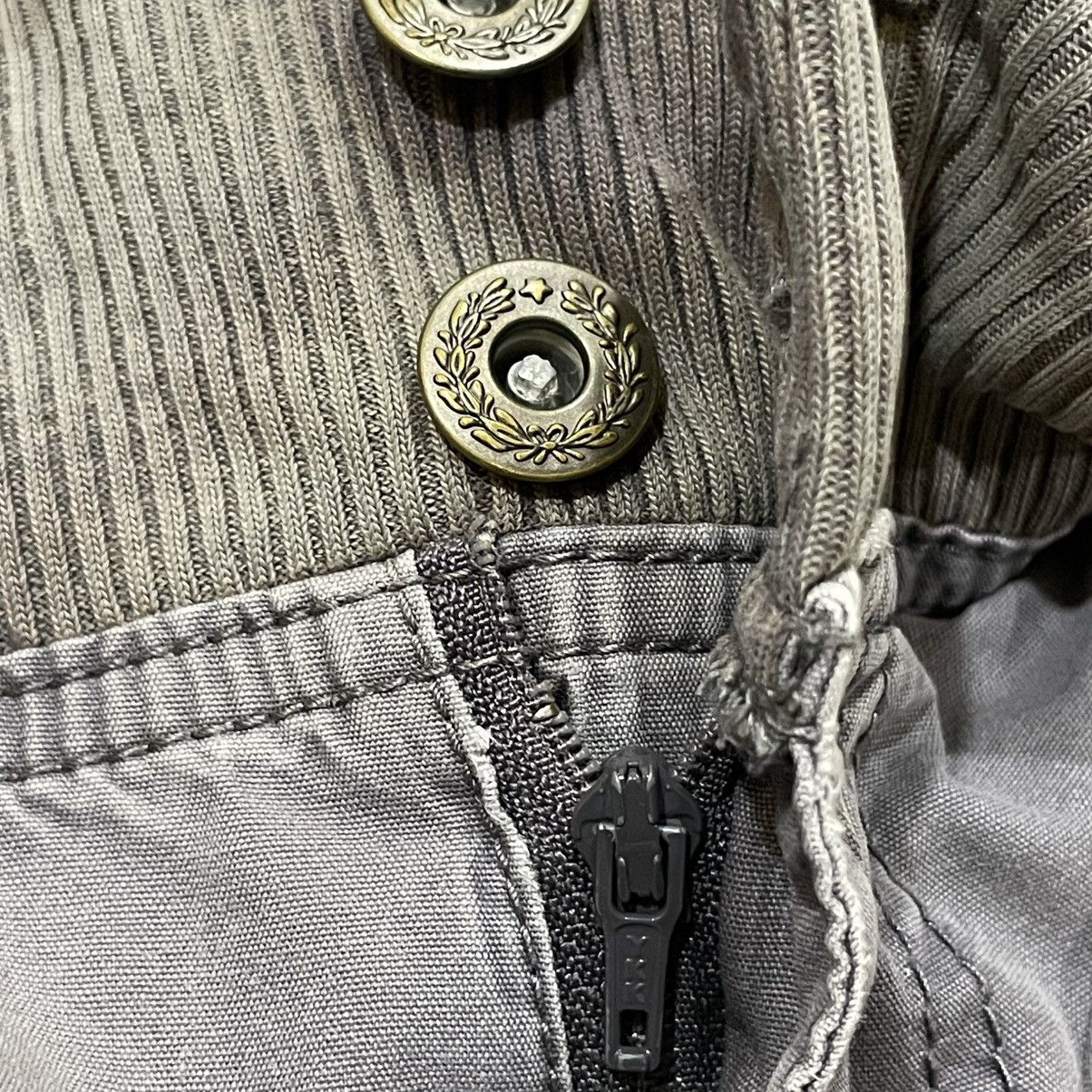 Uniqlo Vintage Uniqlo Compass Cargo Shorts Gray Size US 30 / EU 46 - 6 Thumbnail